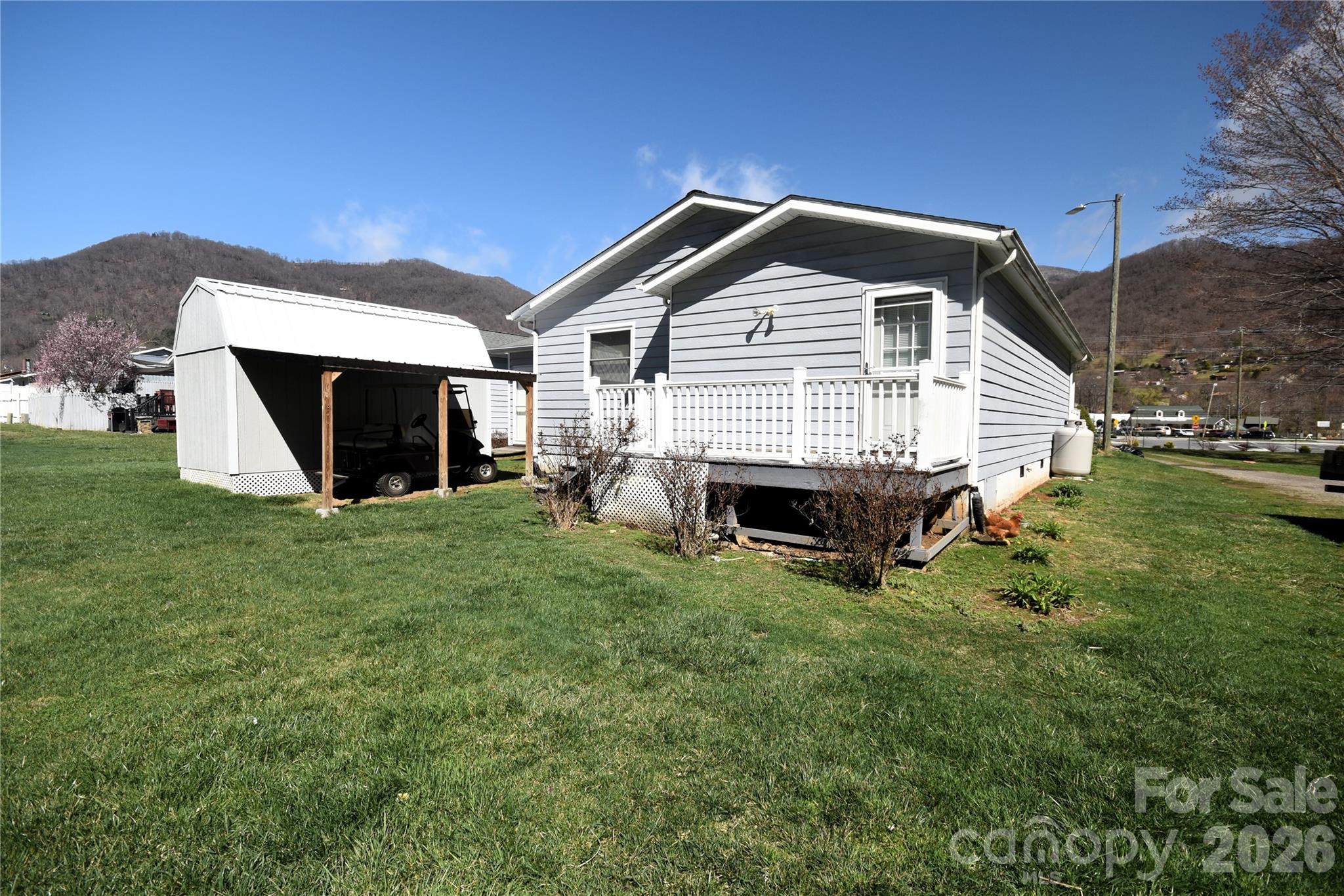 main property photo 5