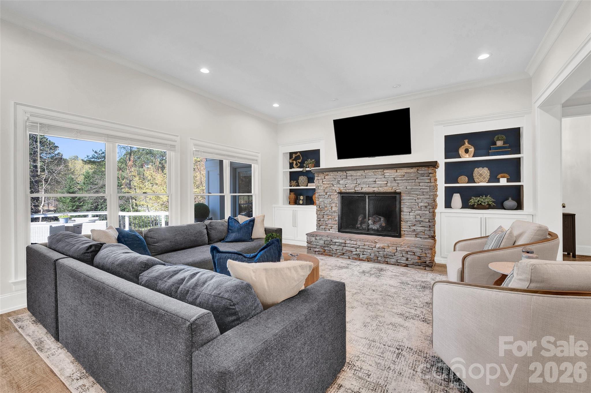 main property photo 15
