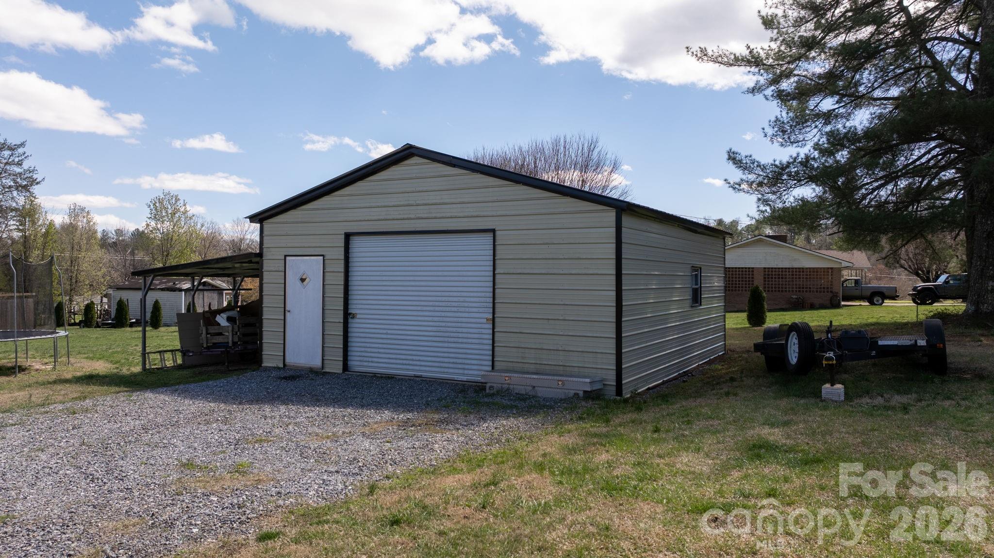 main property photo 35