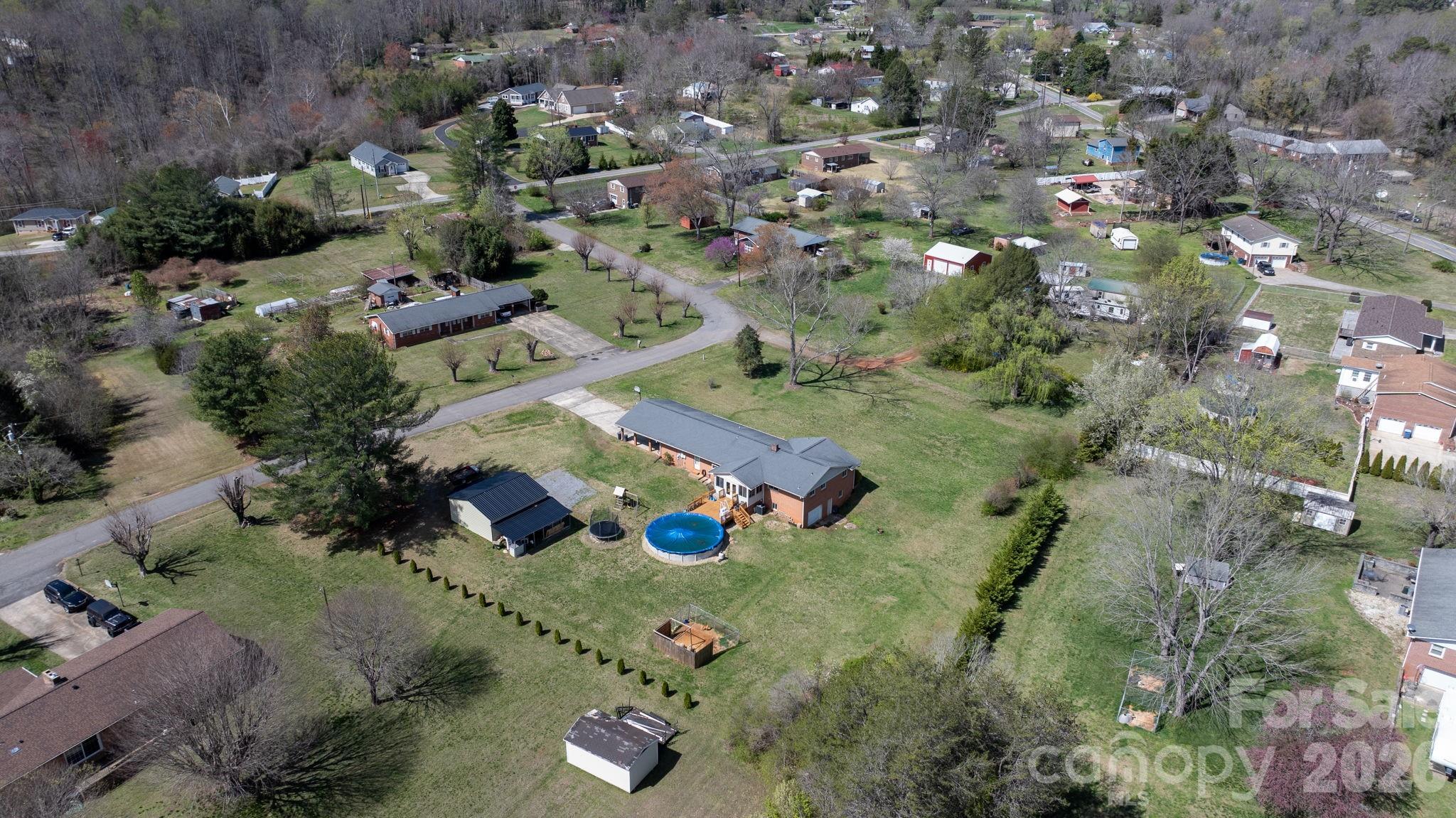 main property photo 36