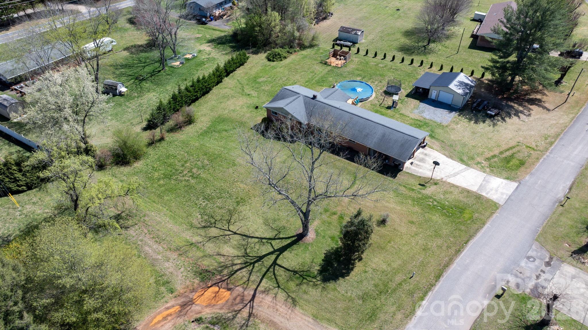 main property photo 37