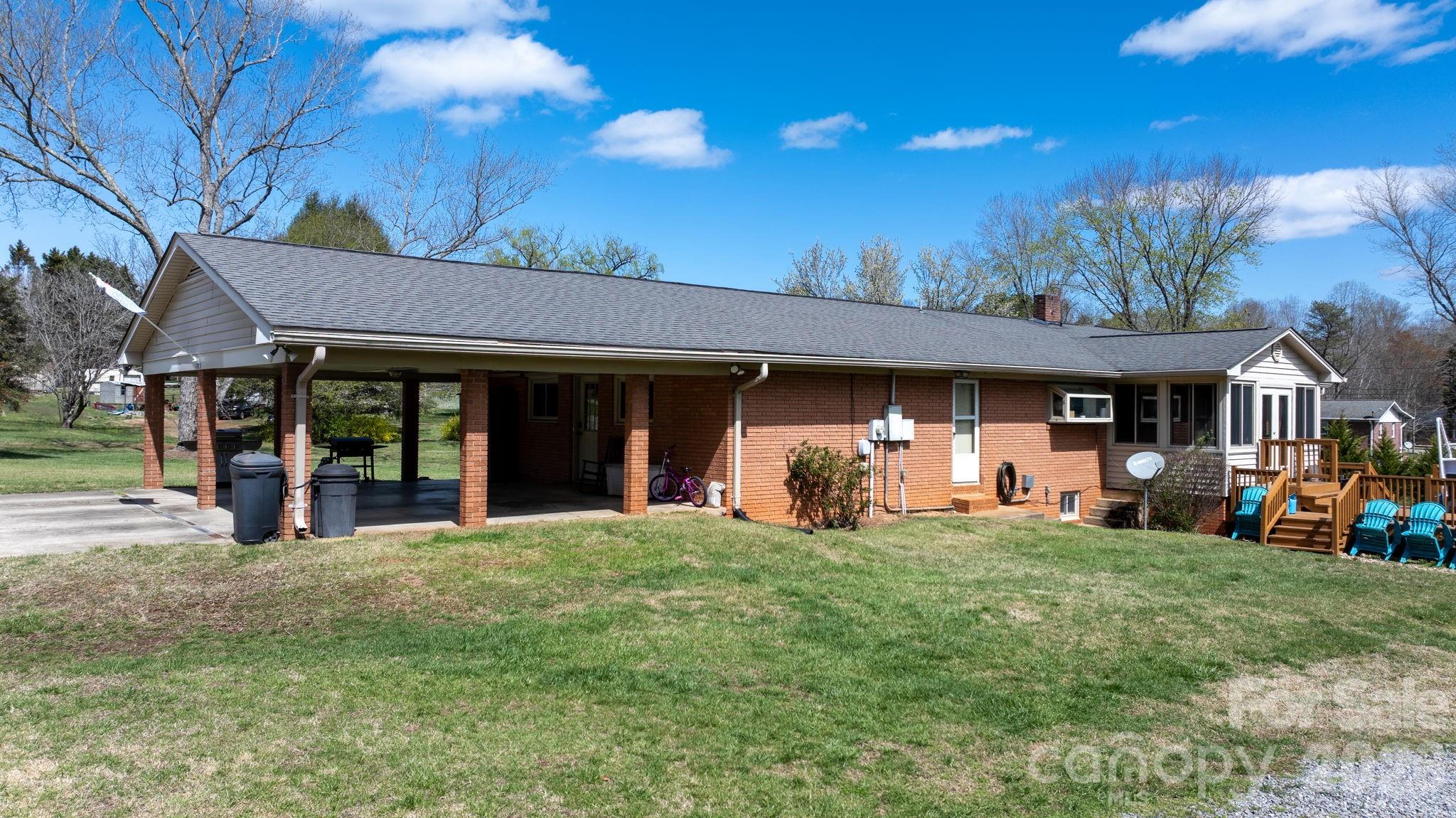 main property photo 39