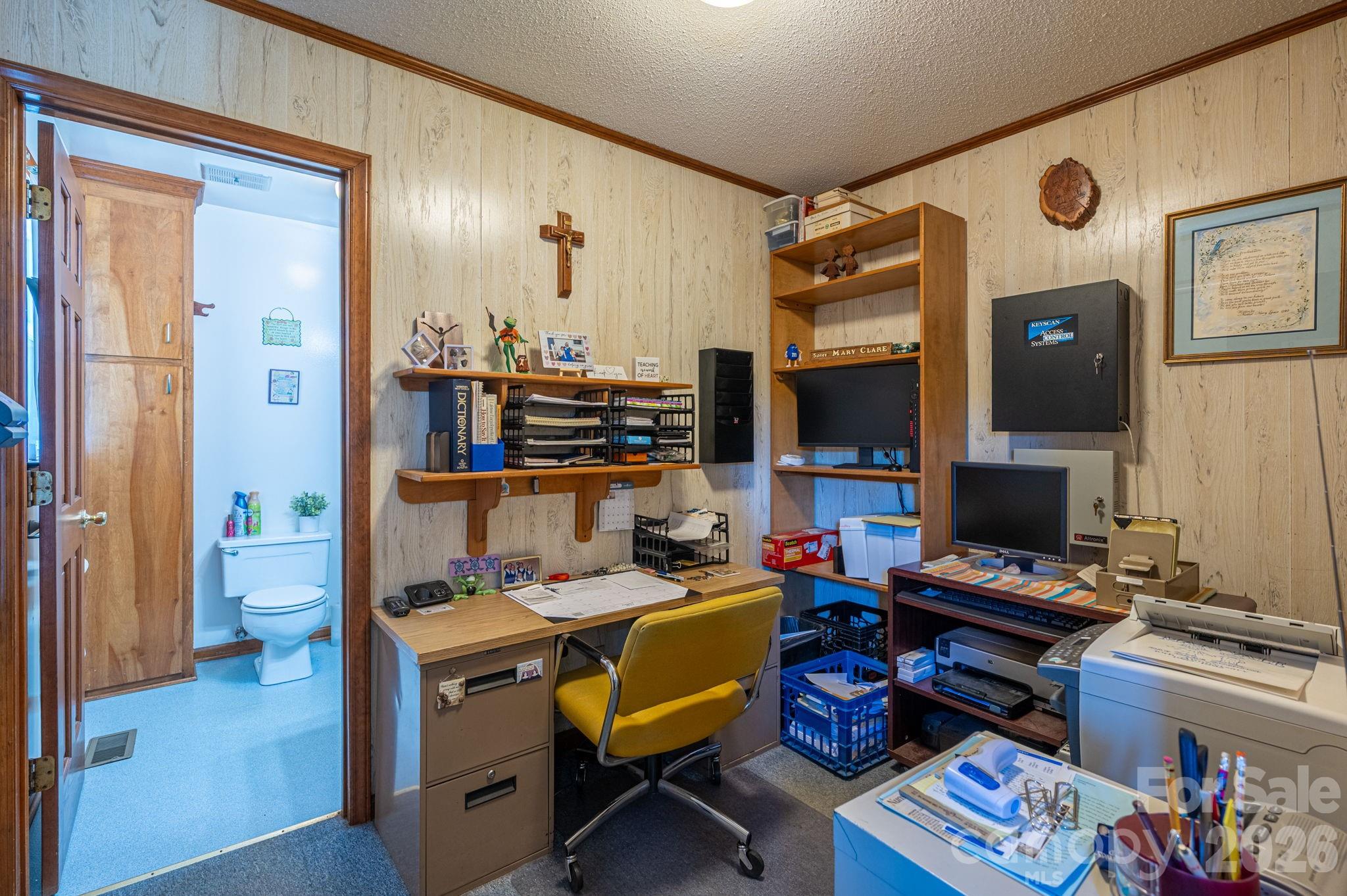 main property photo 19