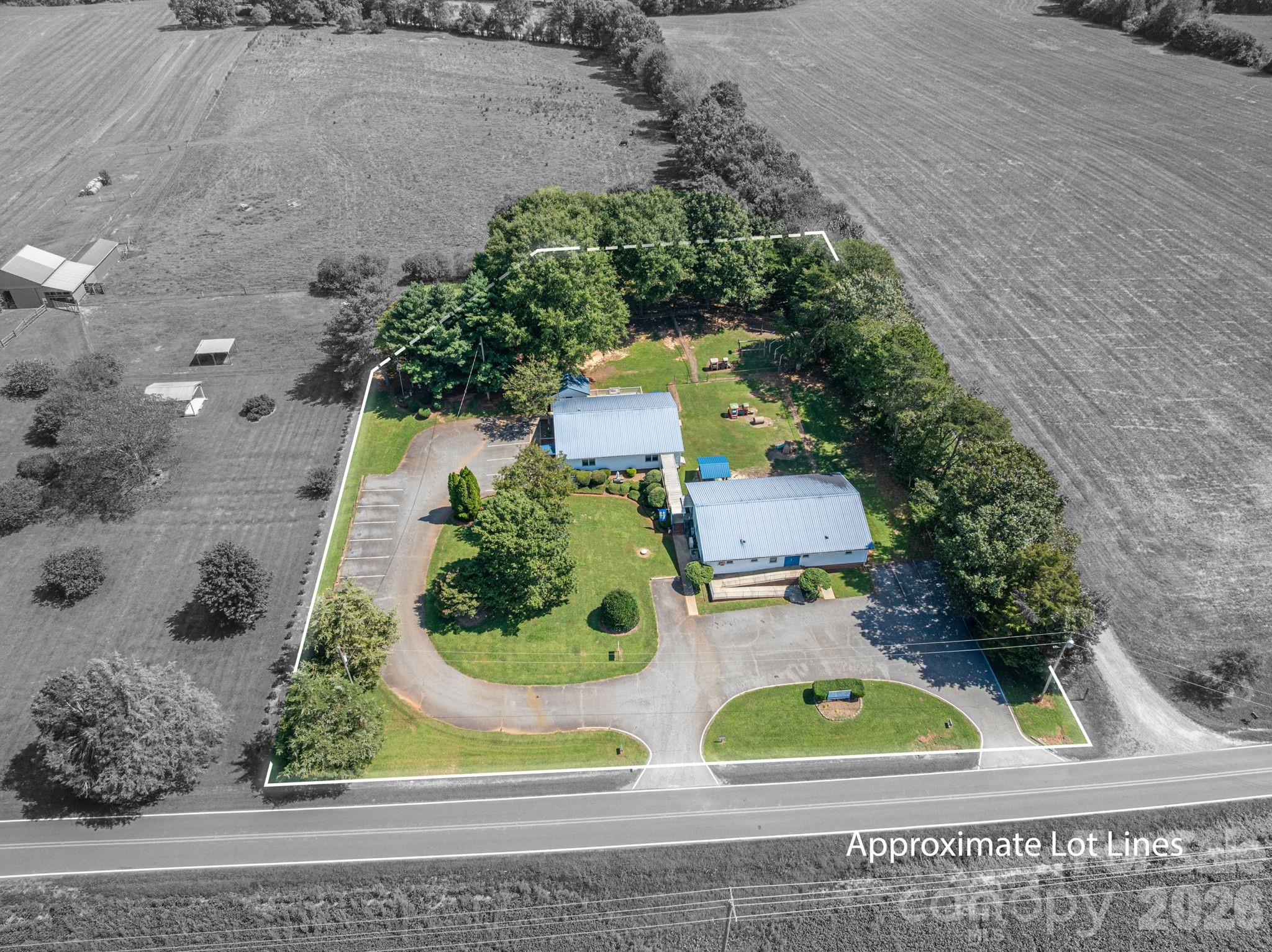 main property photo 45