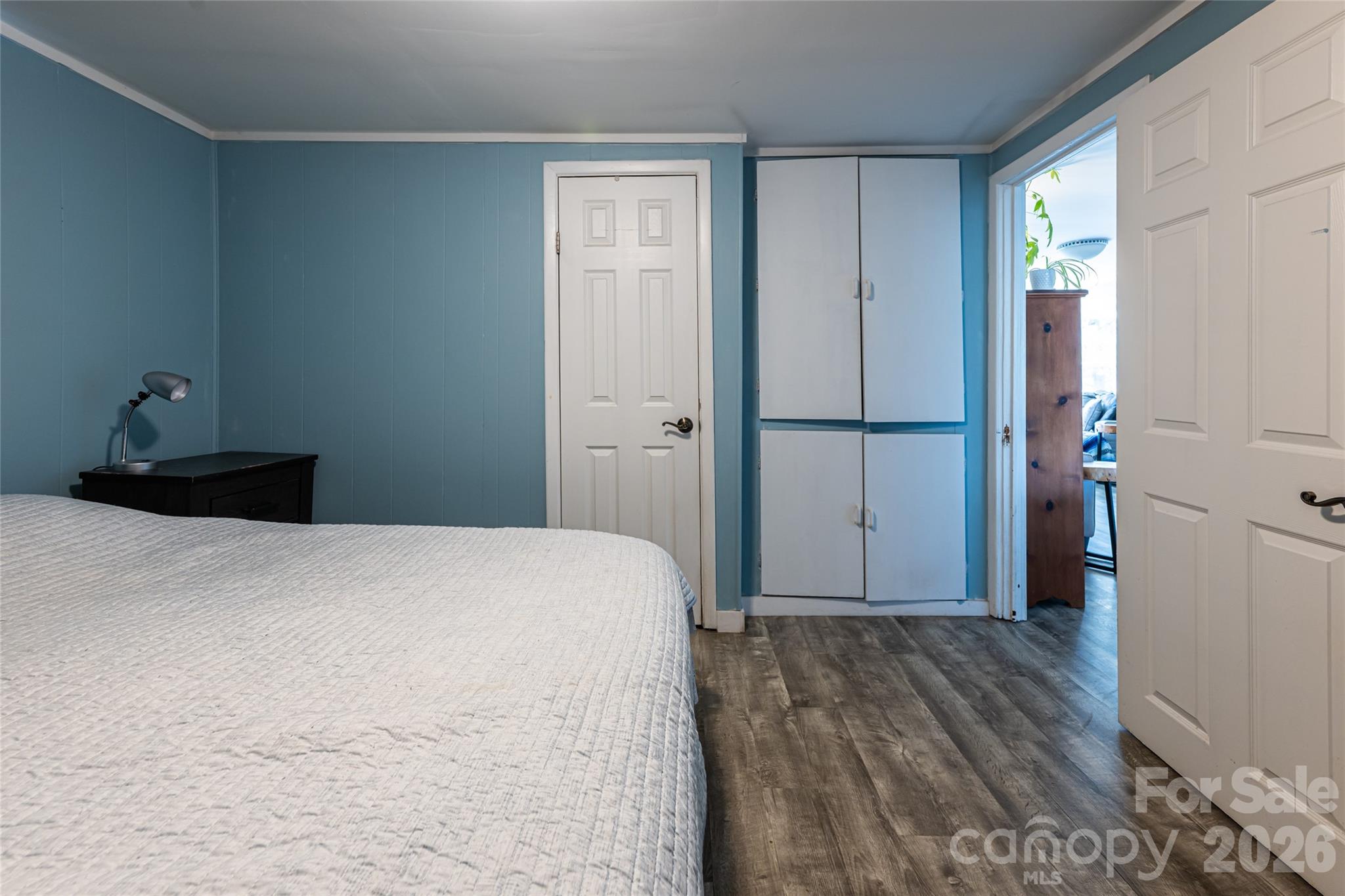 main property photo 20