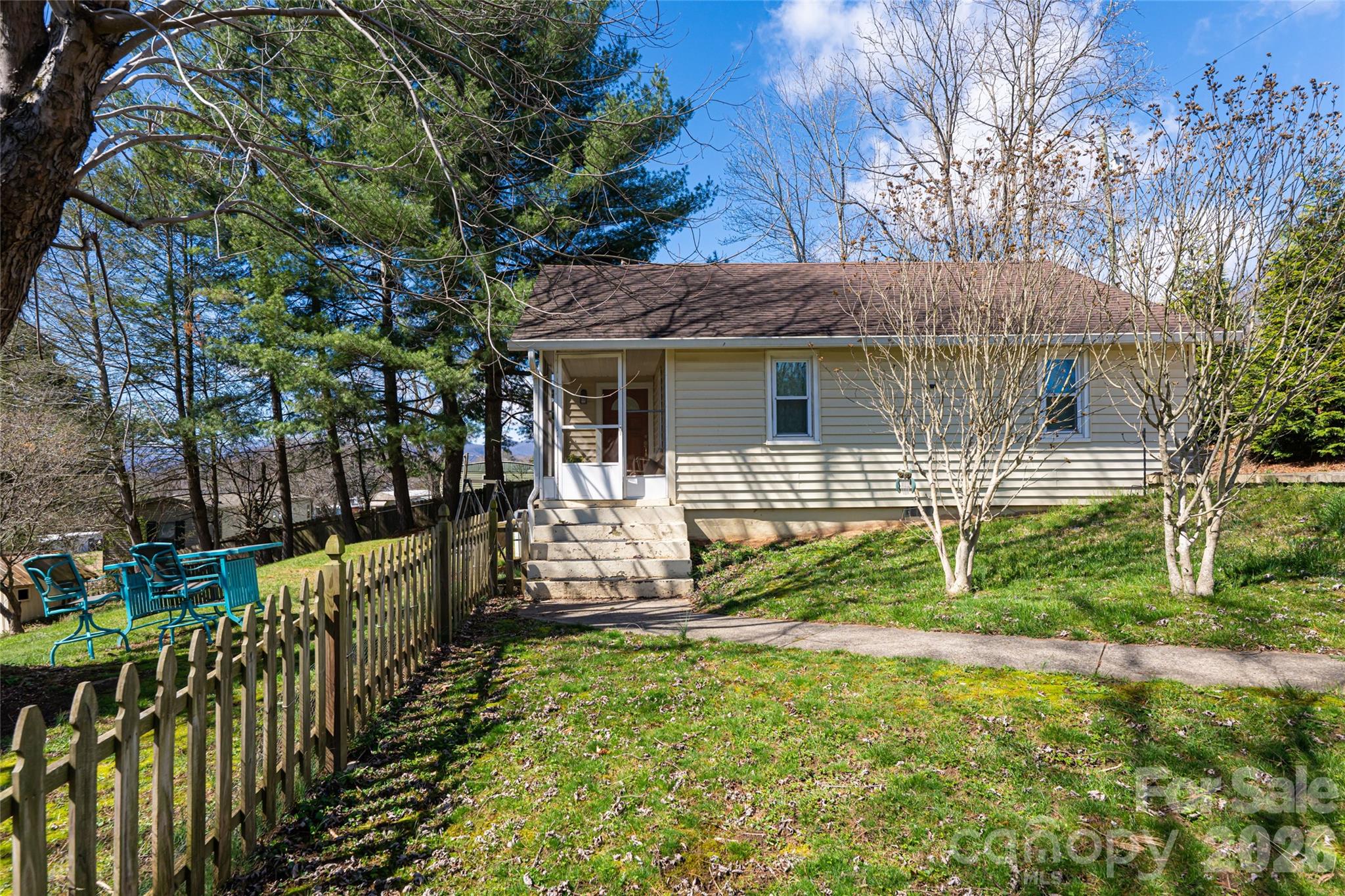 main property photo 3