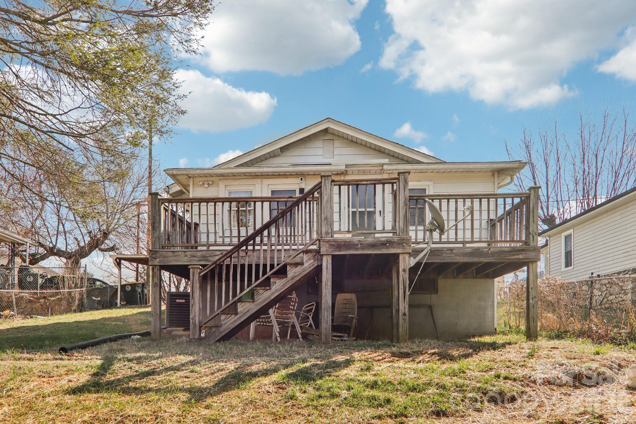 main property photo 31