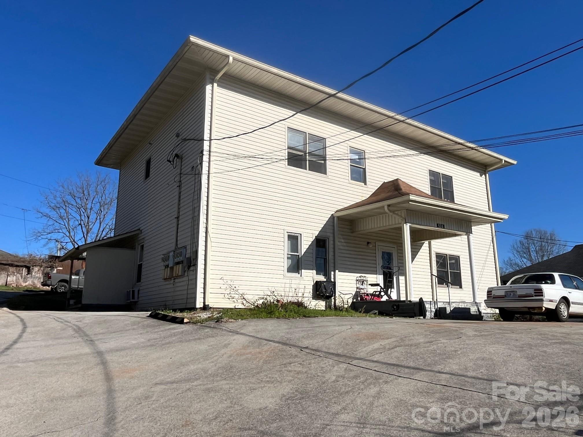 main property photo 1
