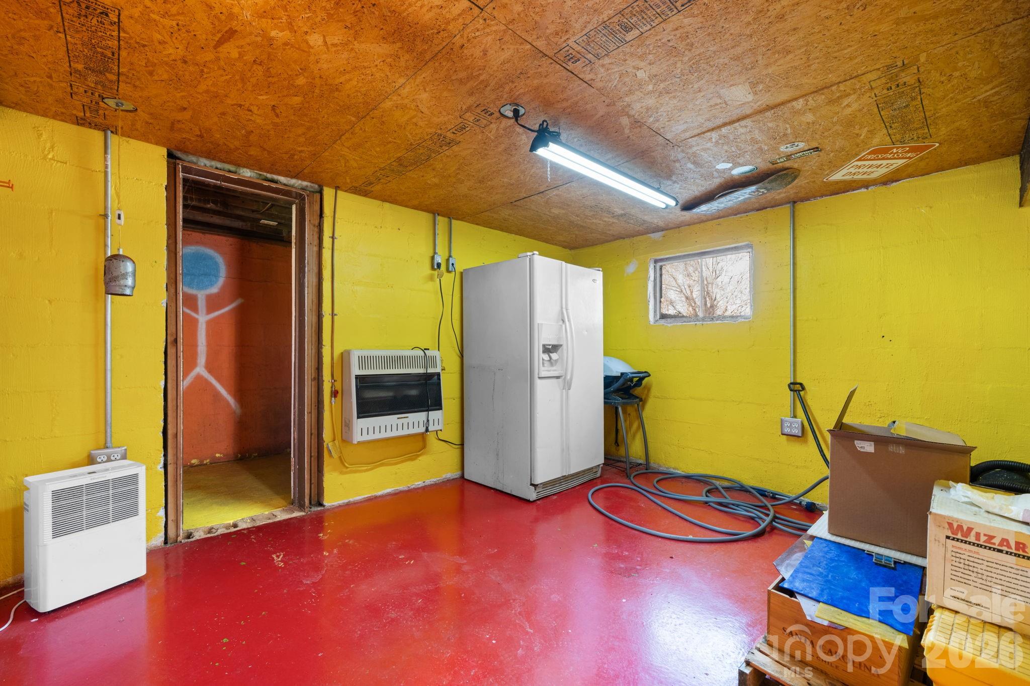 main property photo 13