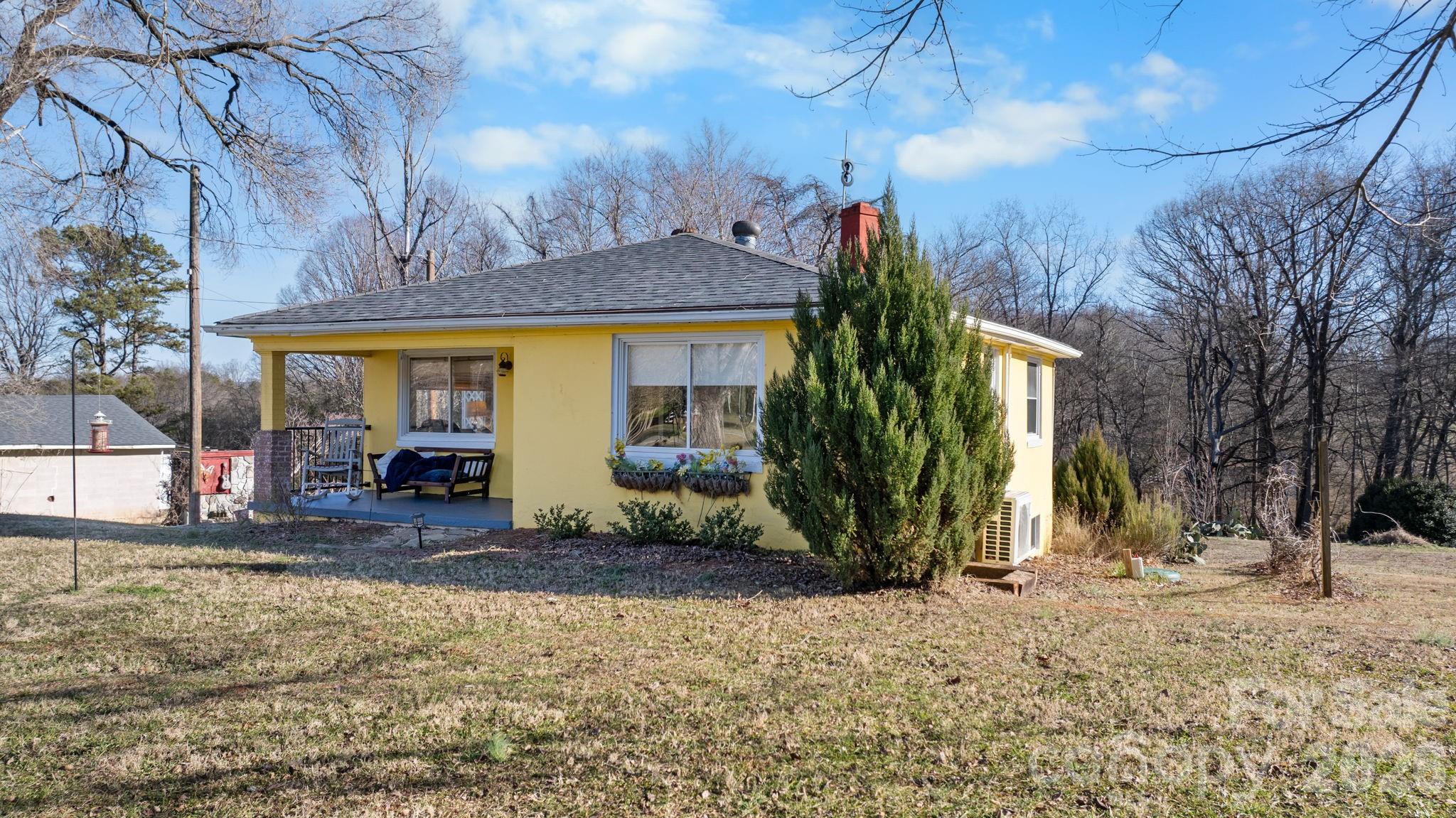 main property photo 28