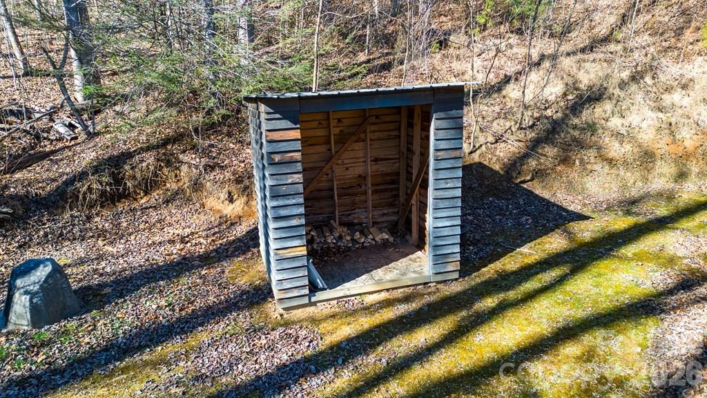 main property photo 29