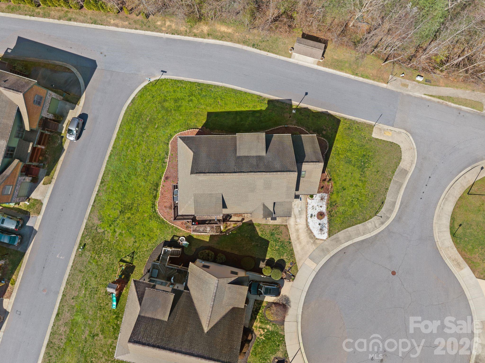 main property photo 39