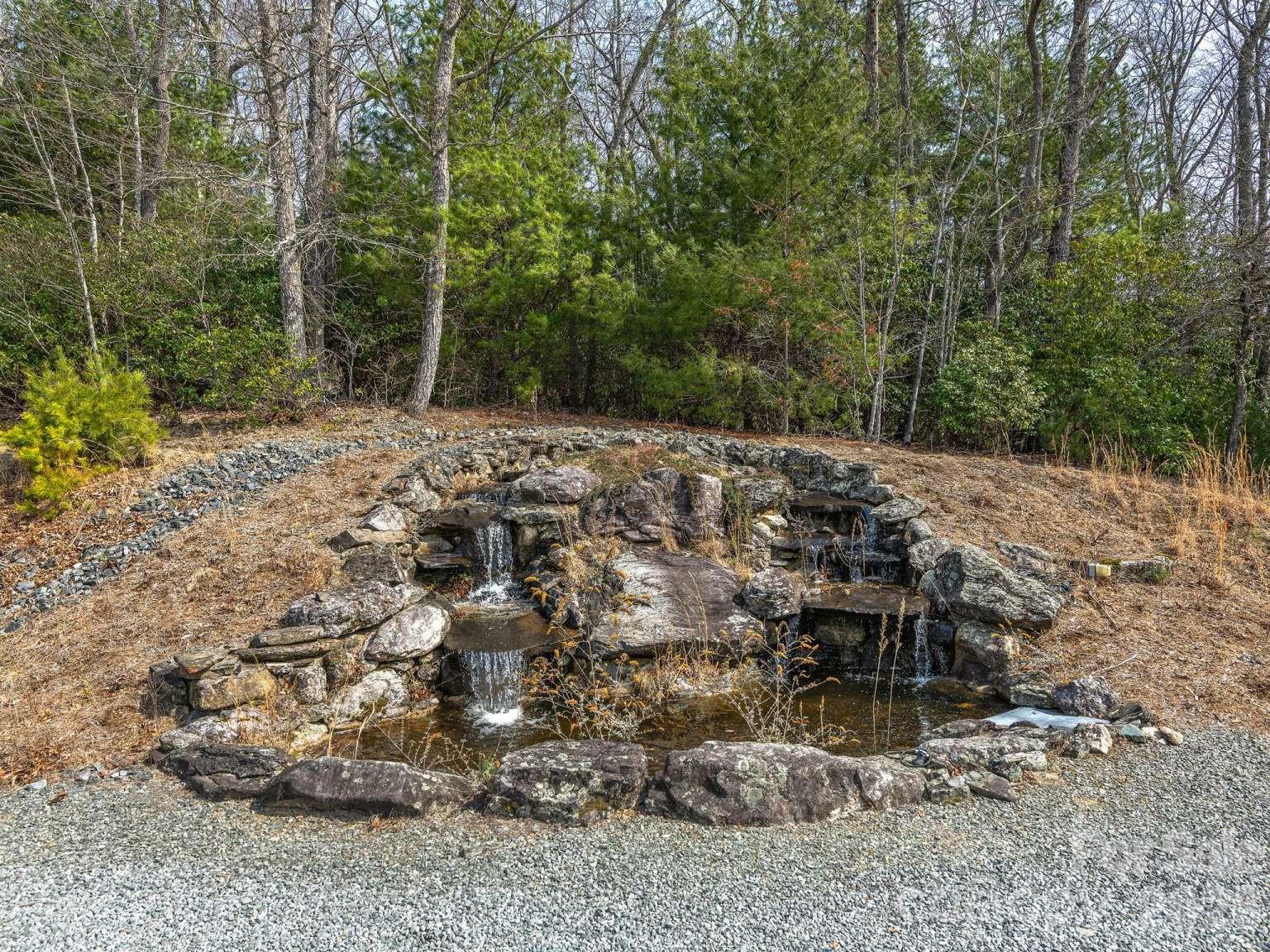 main property photo 33