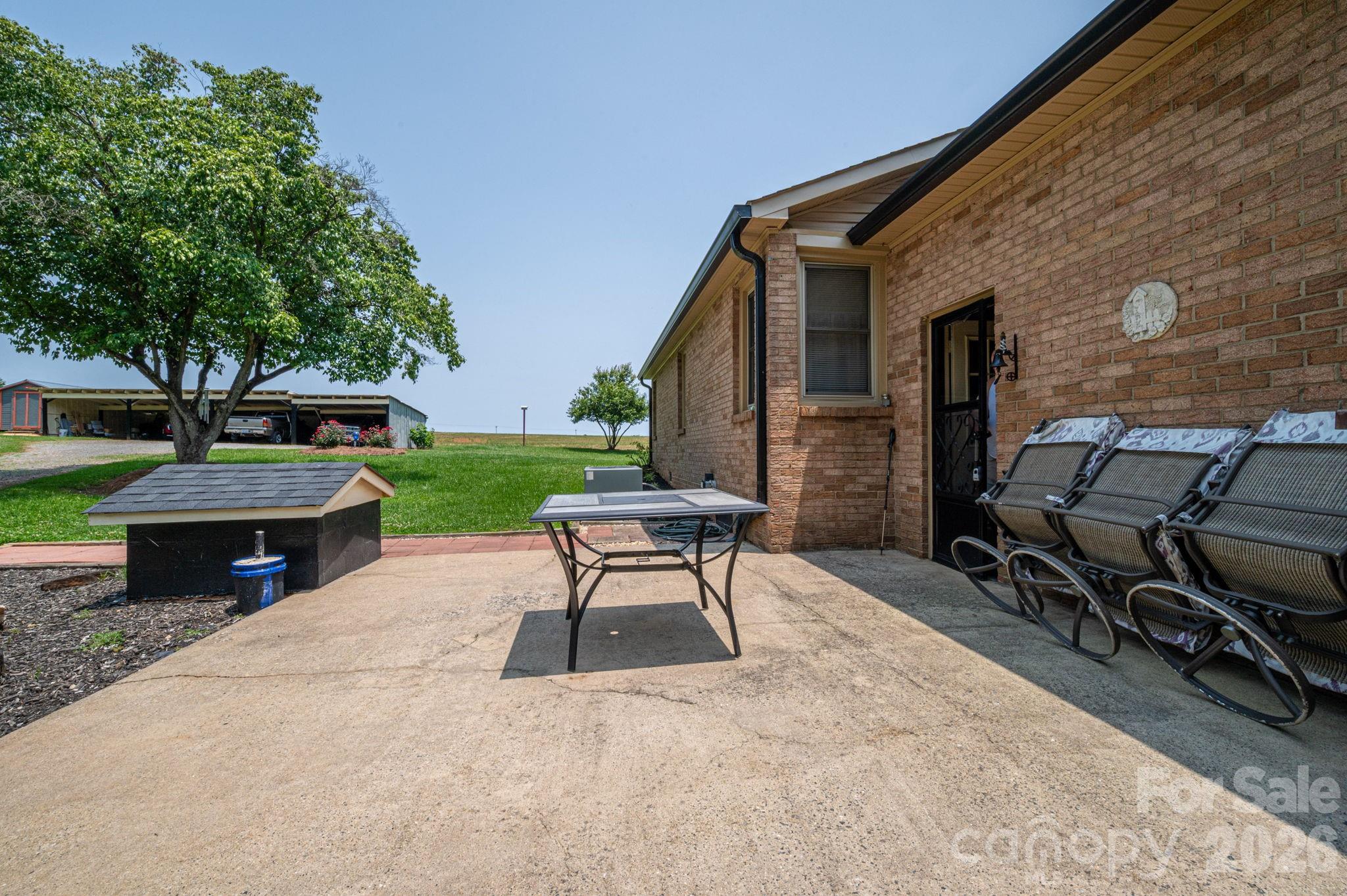 main property photo 35