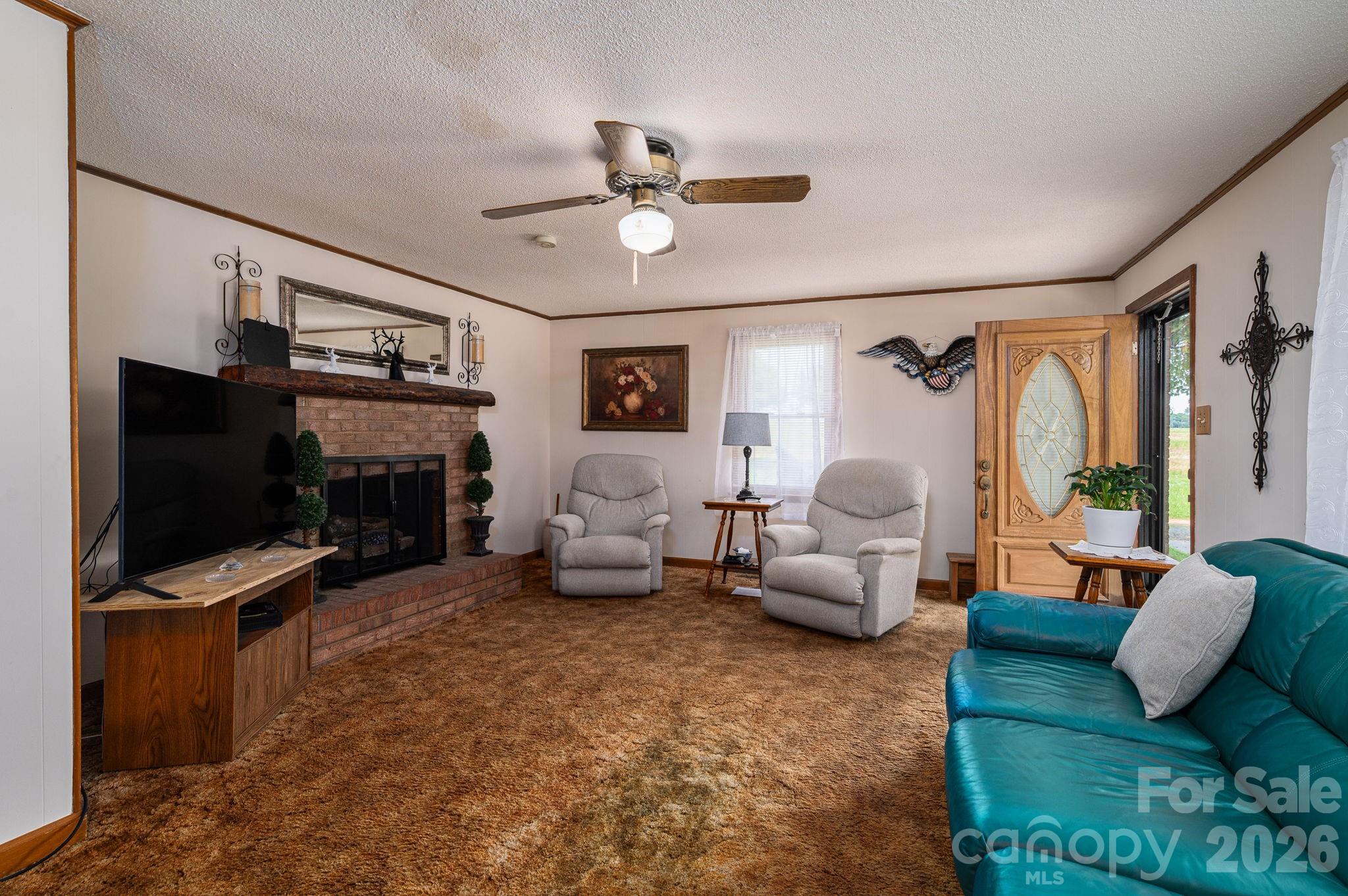 main property photo 16