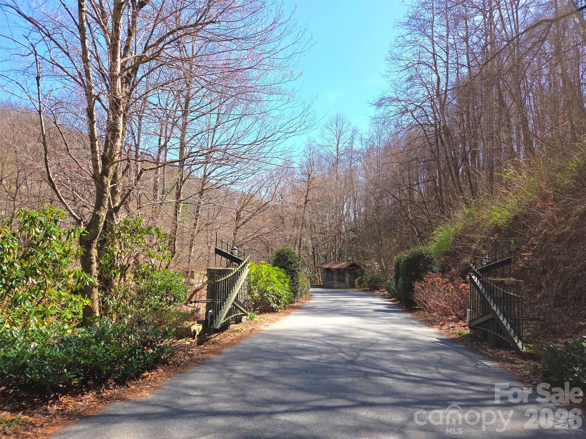 main property photo 19