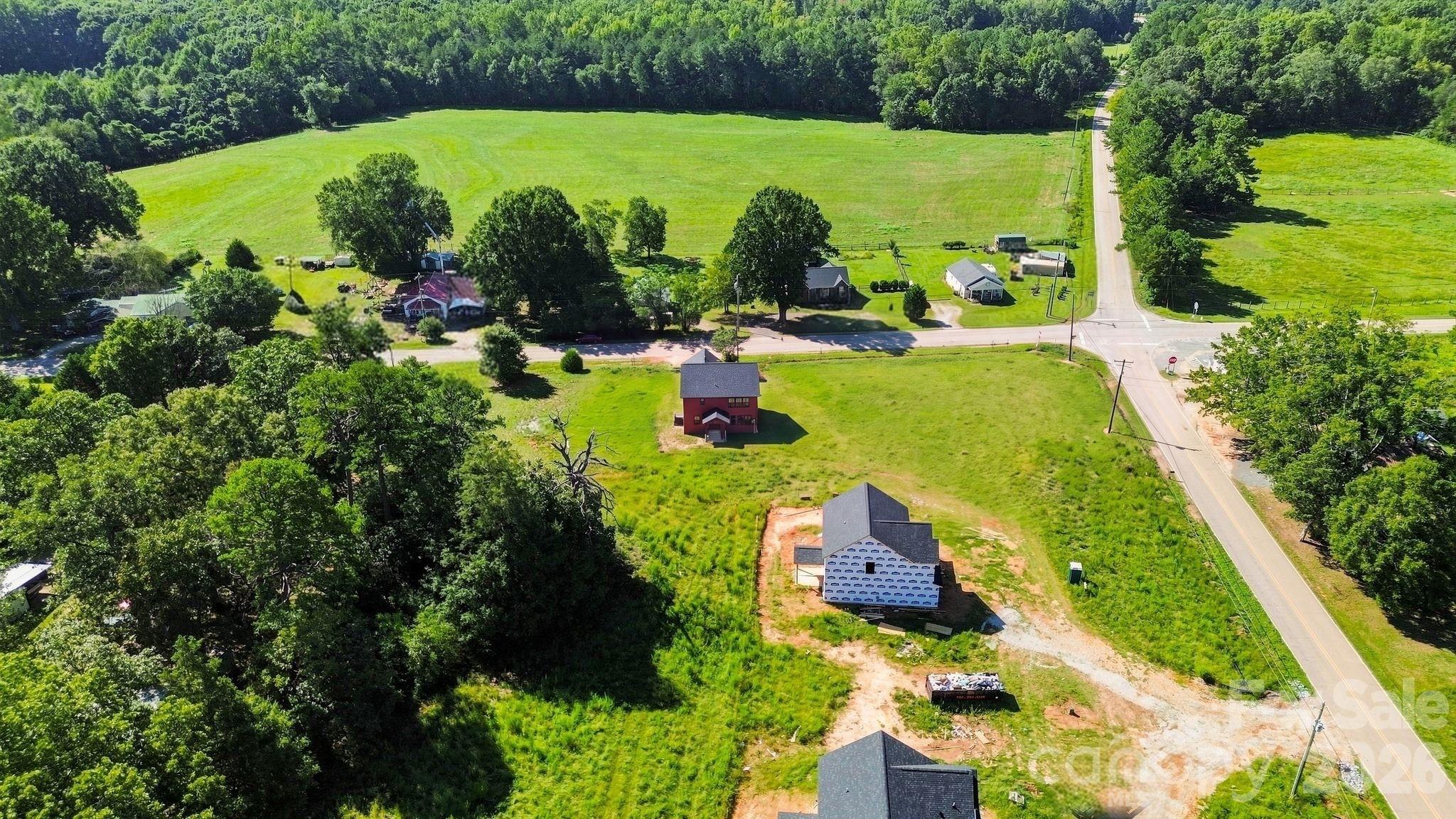main property photo 41