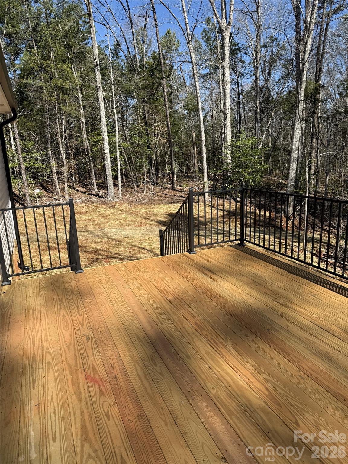 main property photo 9