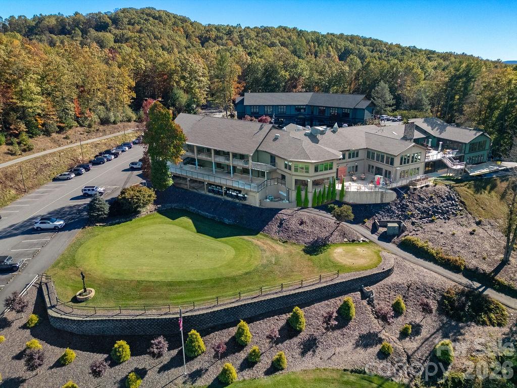 main property photo 30