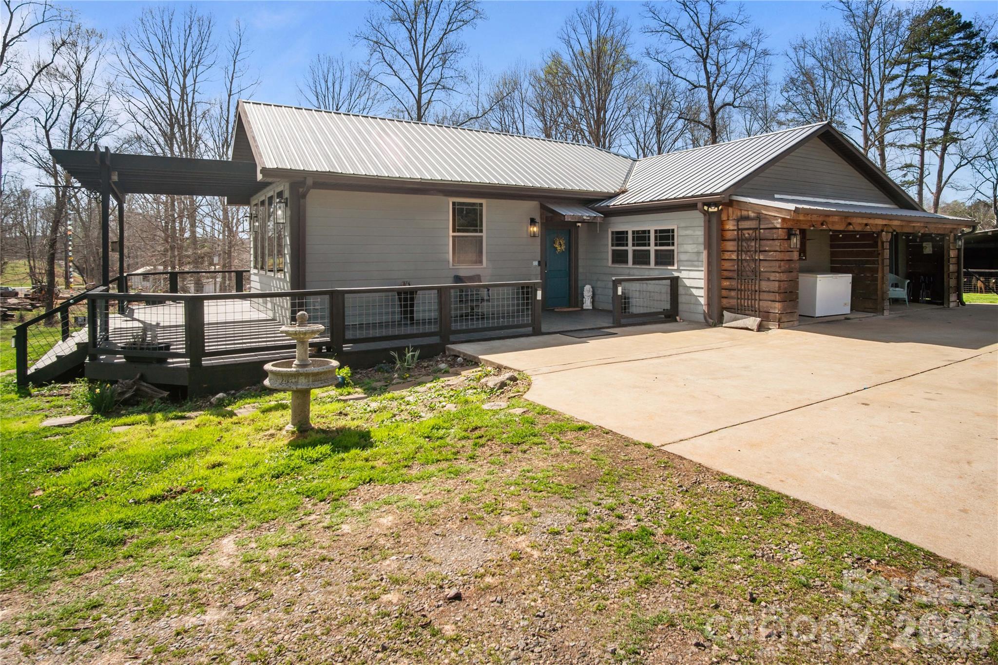 main property photo 7