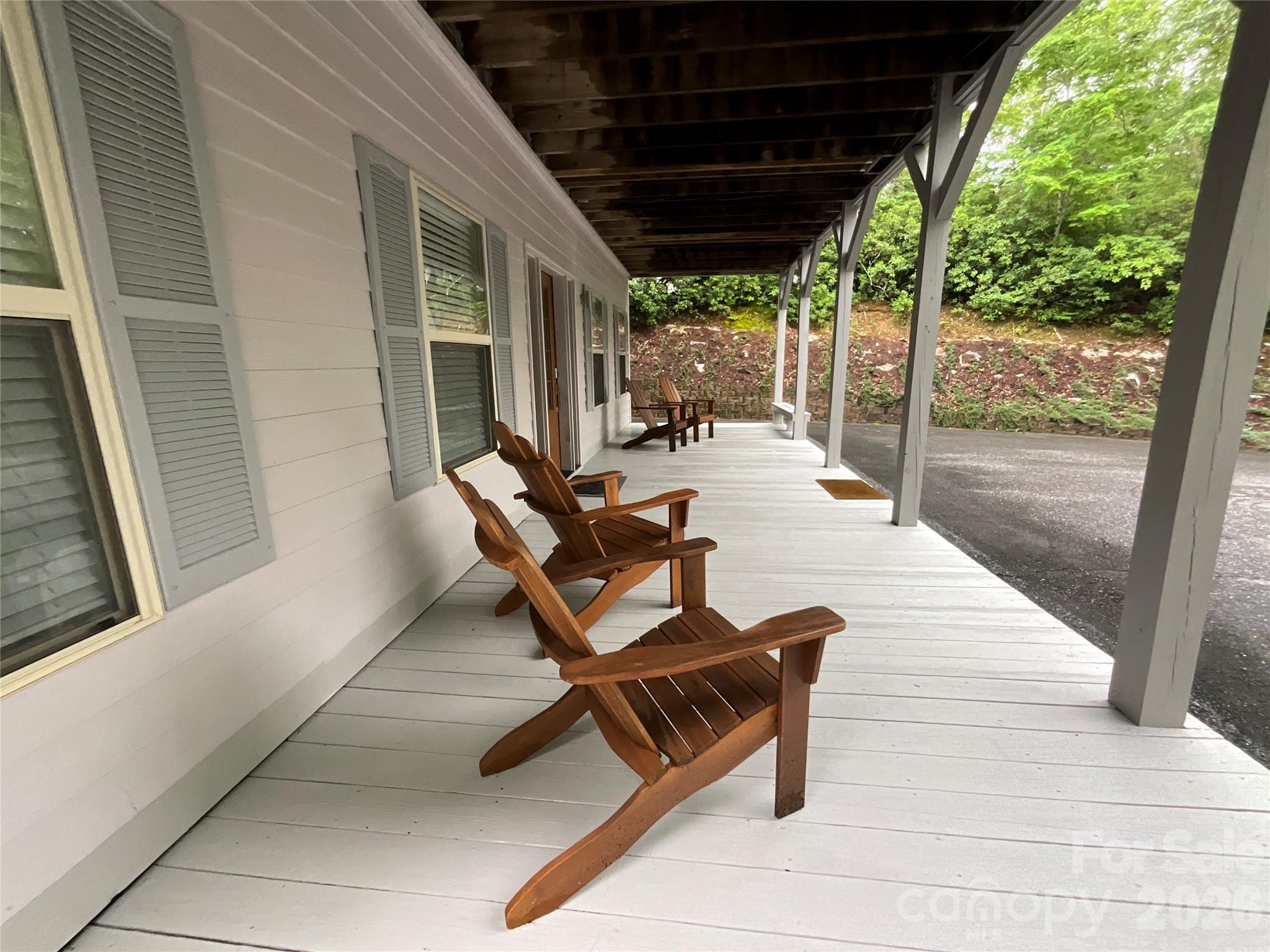 main property photo 31