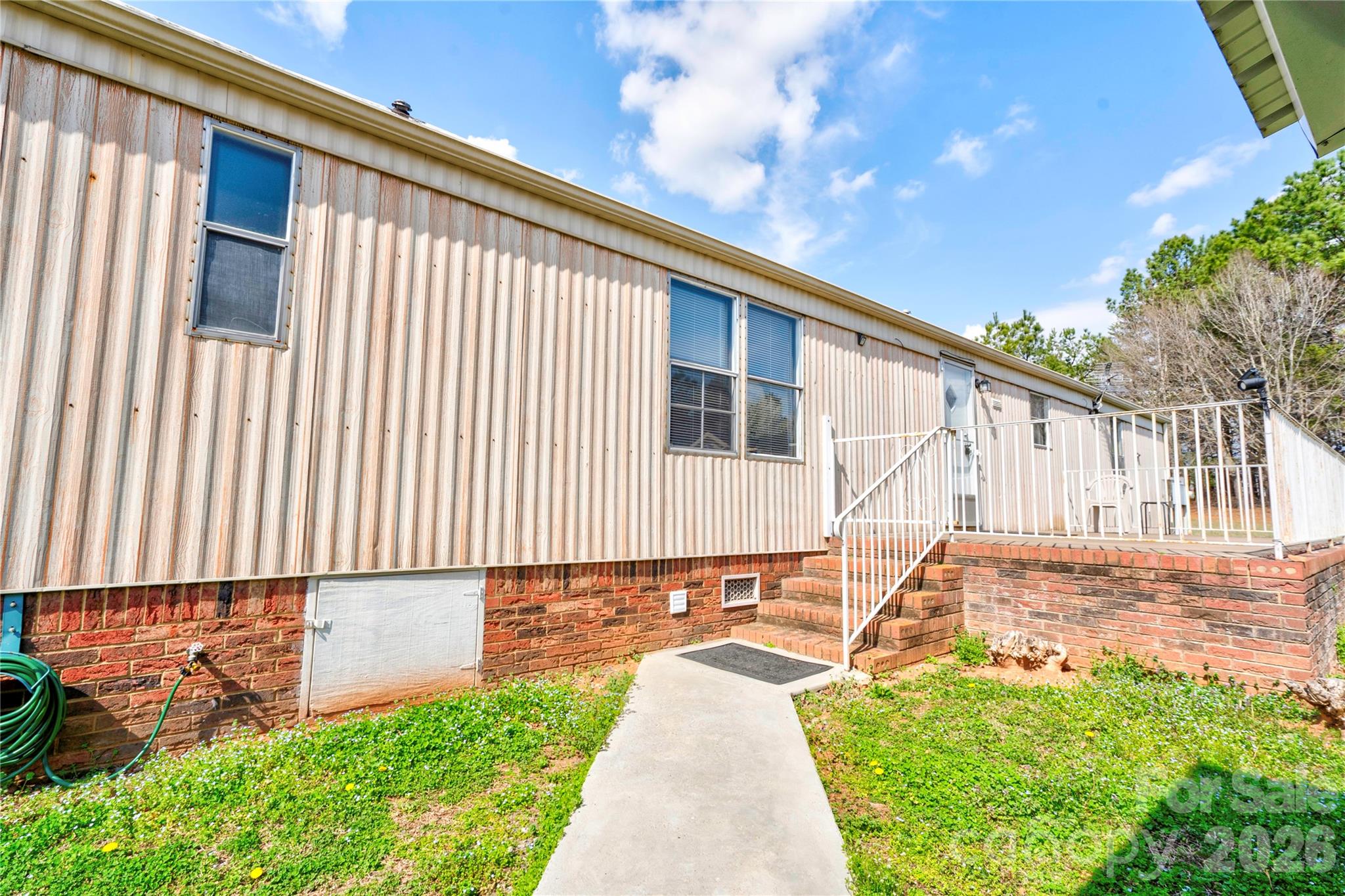 main property photo 31