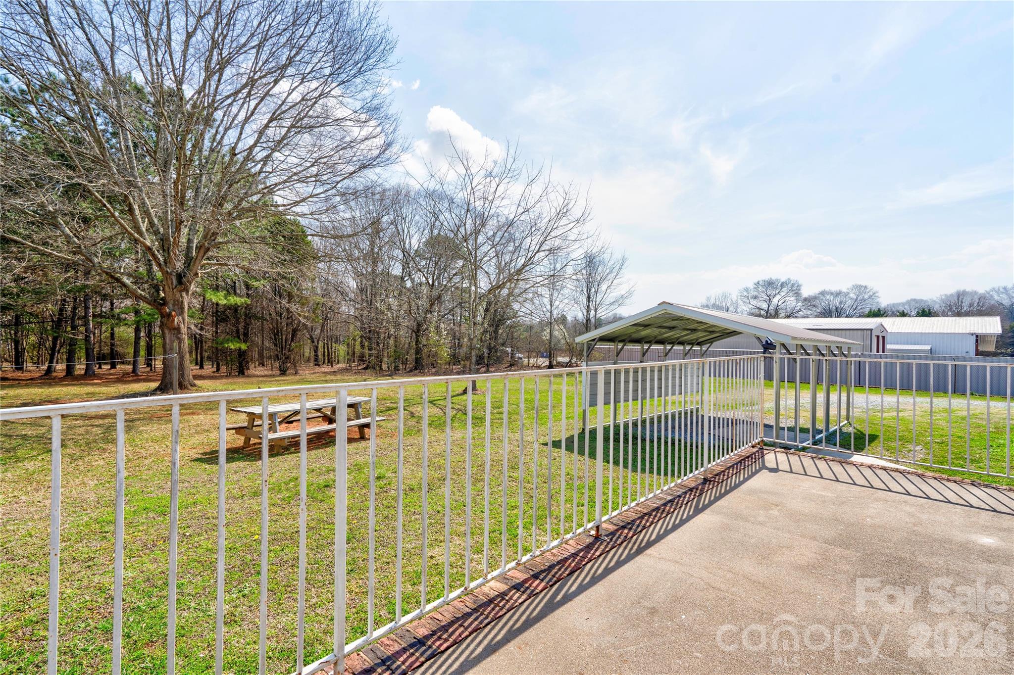 main property photo 34