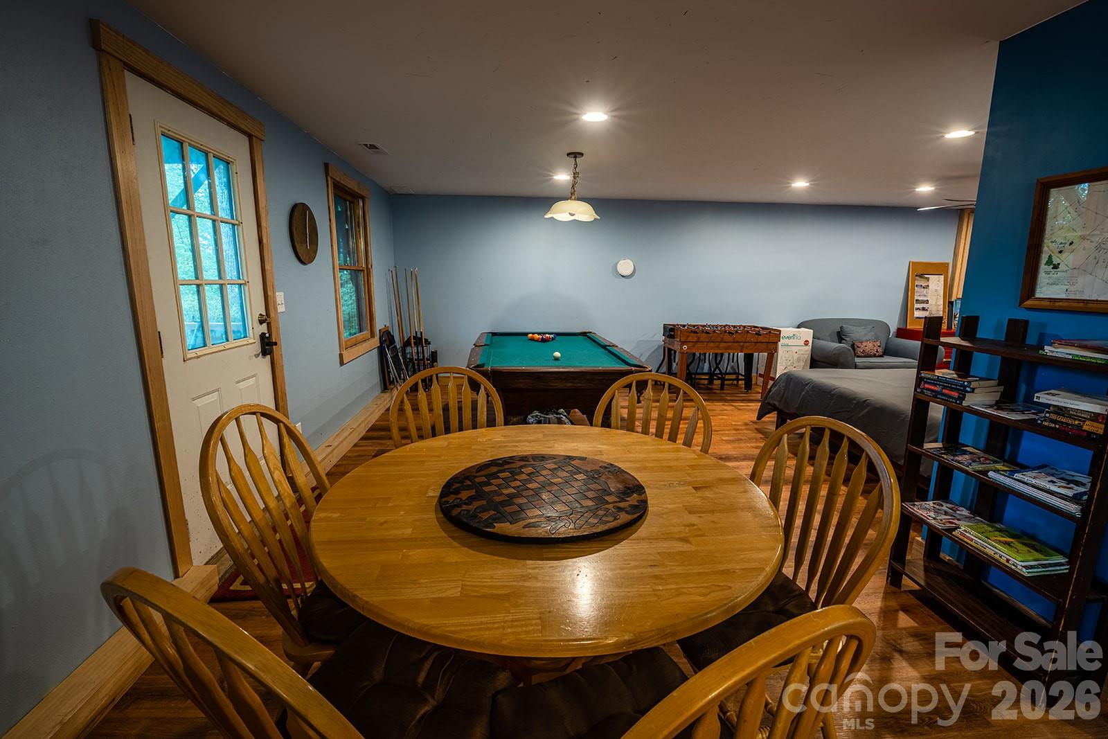 main property photo 22