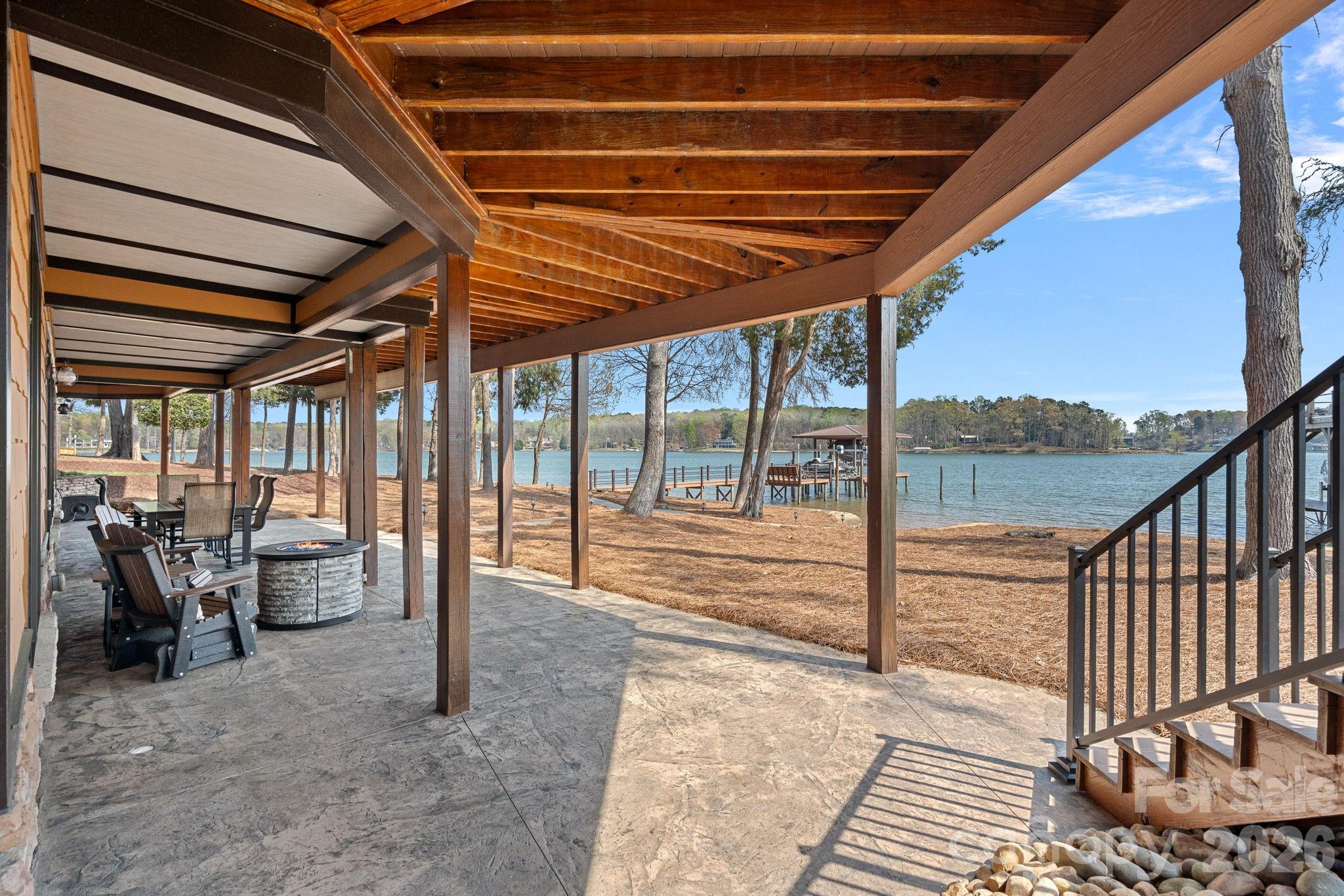 main property photo 37