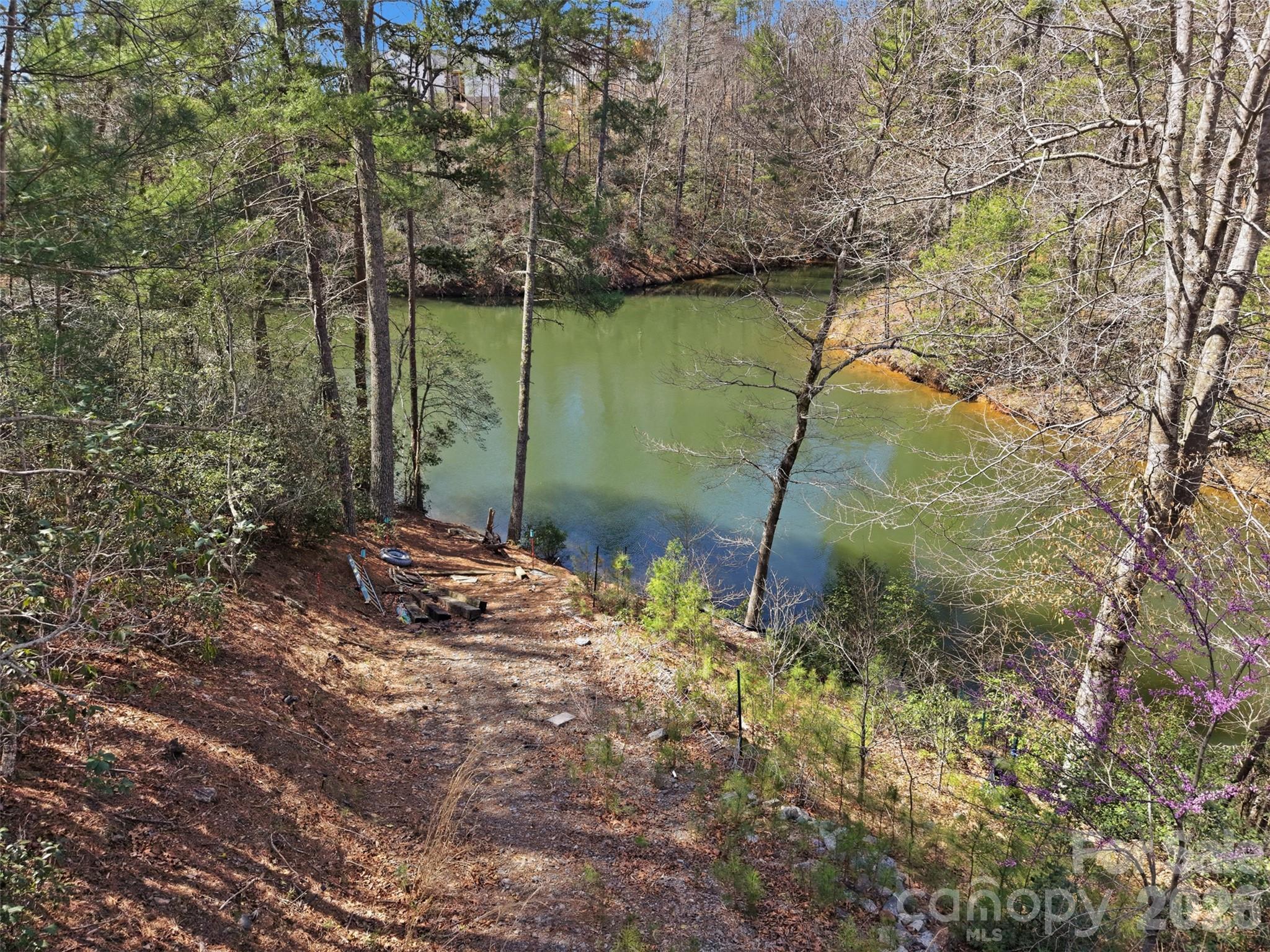 main property photo 11