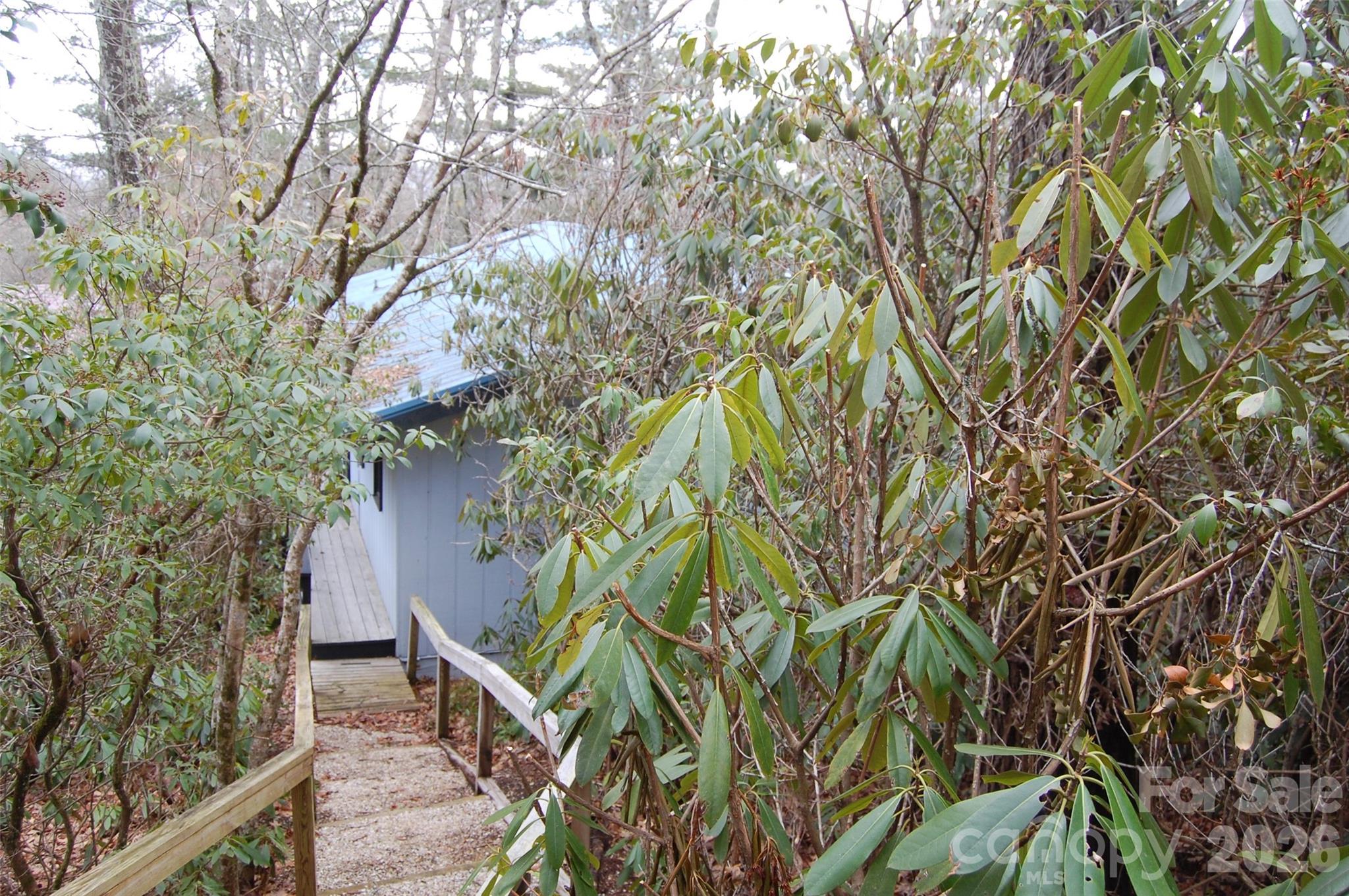 main property photo 17