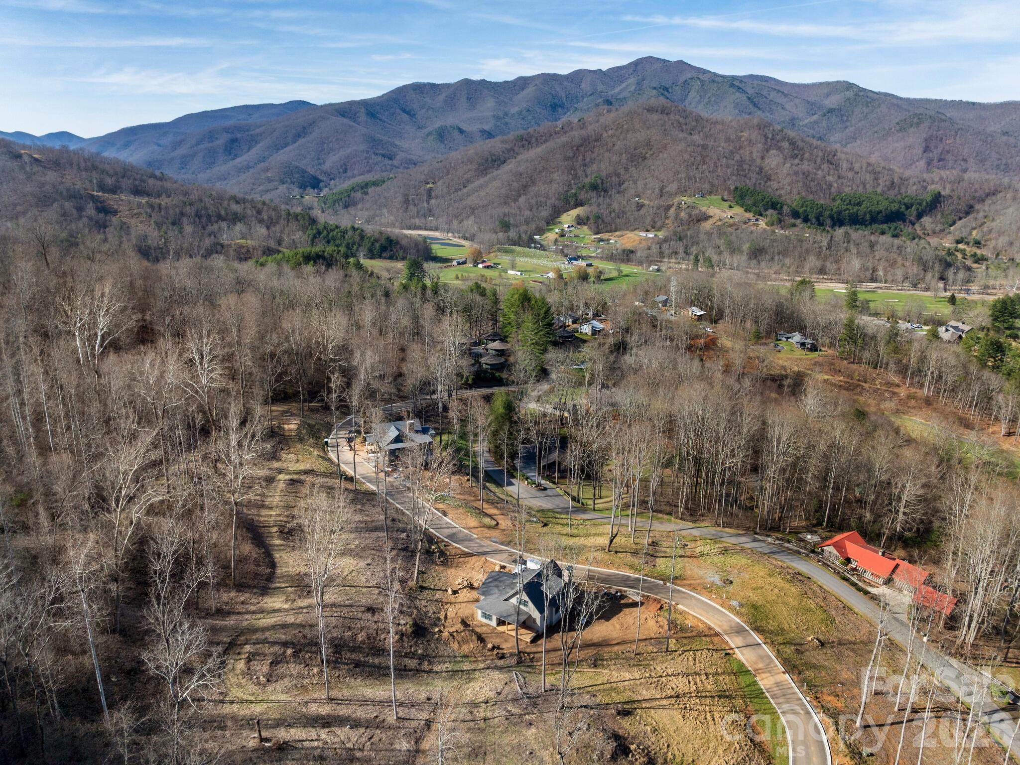 main property photo 19