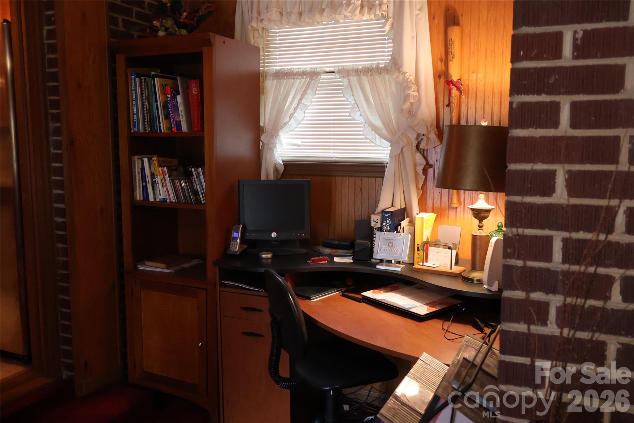 main property photo 15