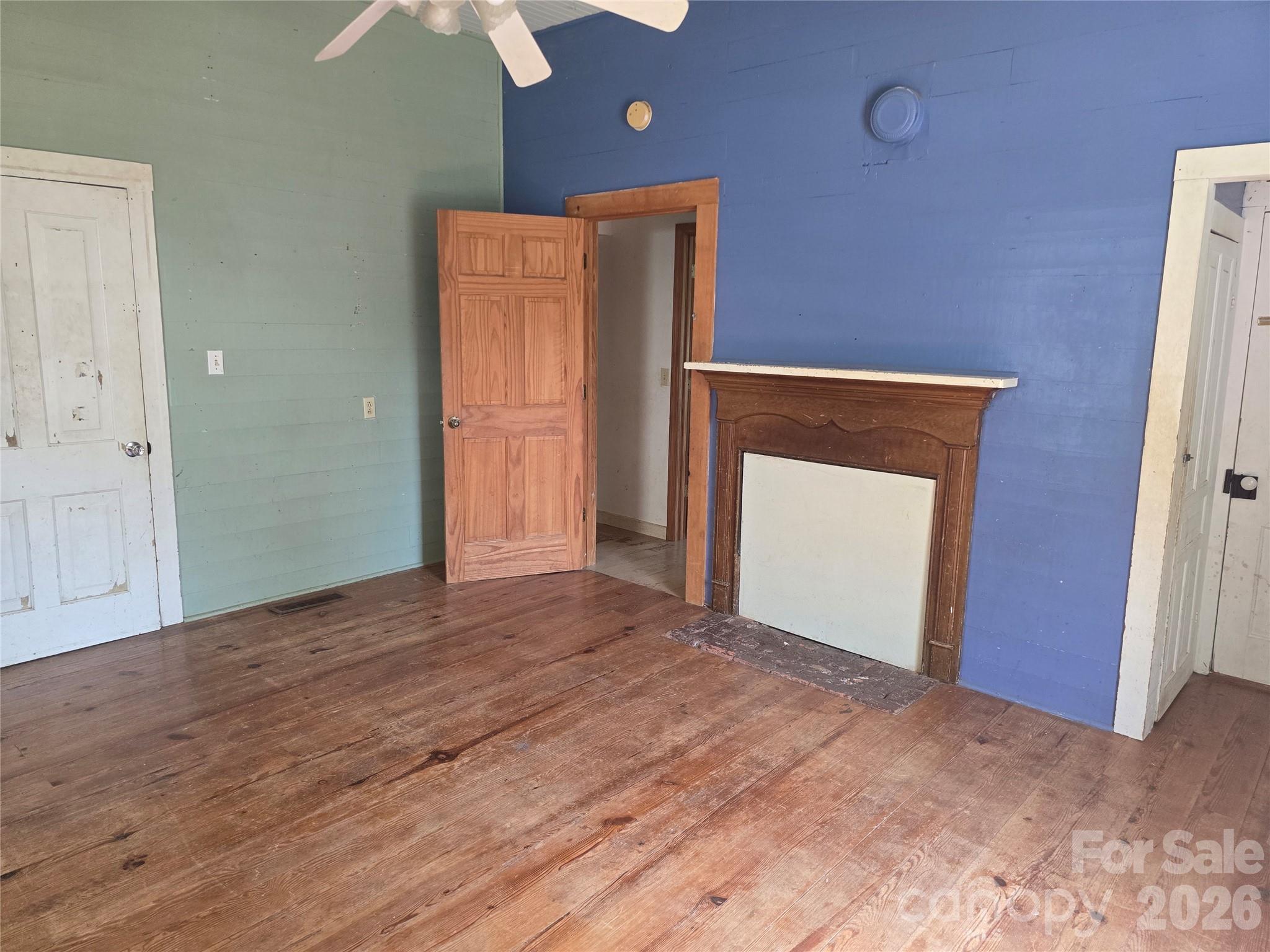 main property photo 24