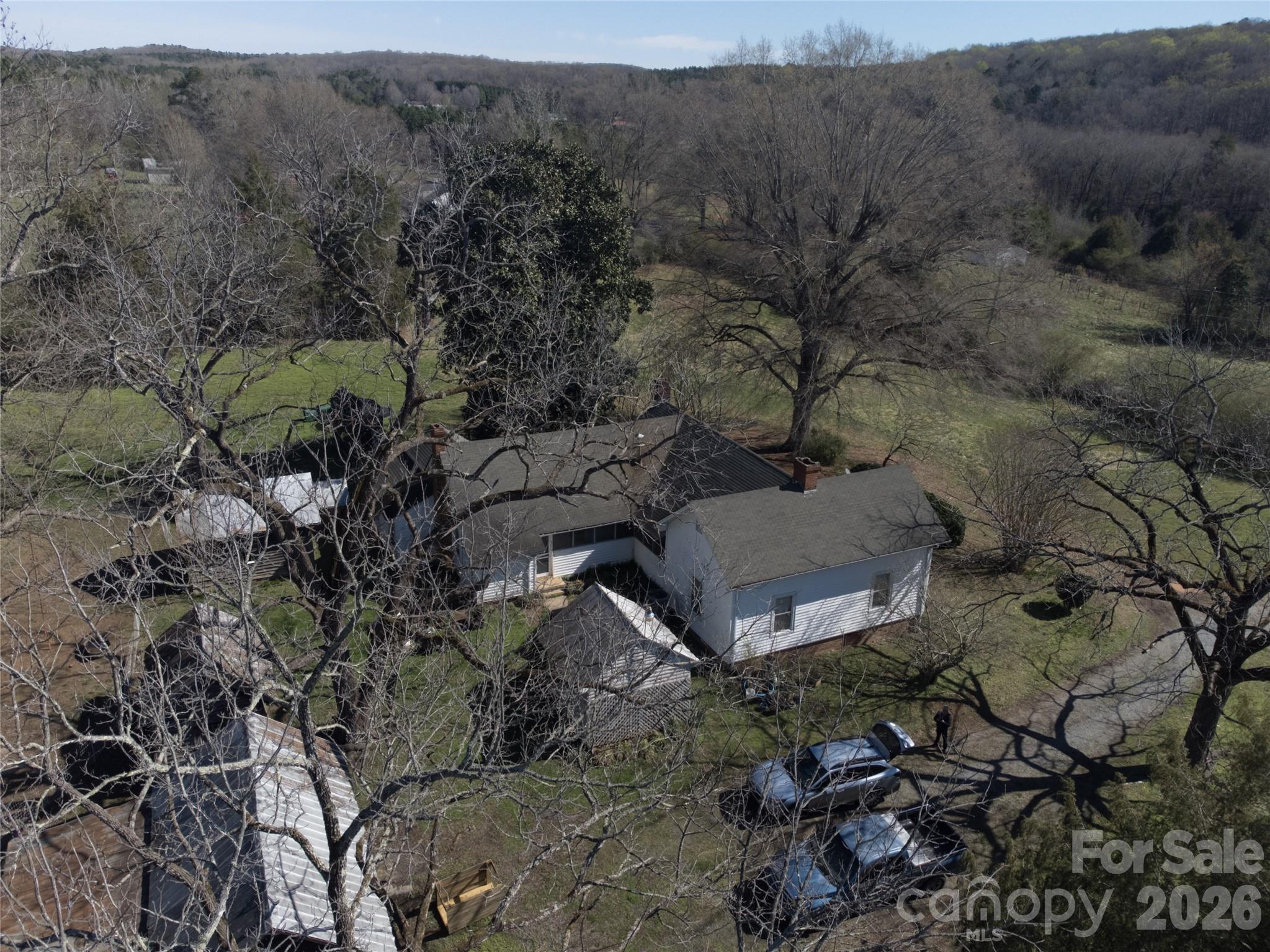 main property photo 31