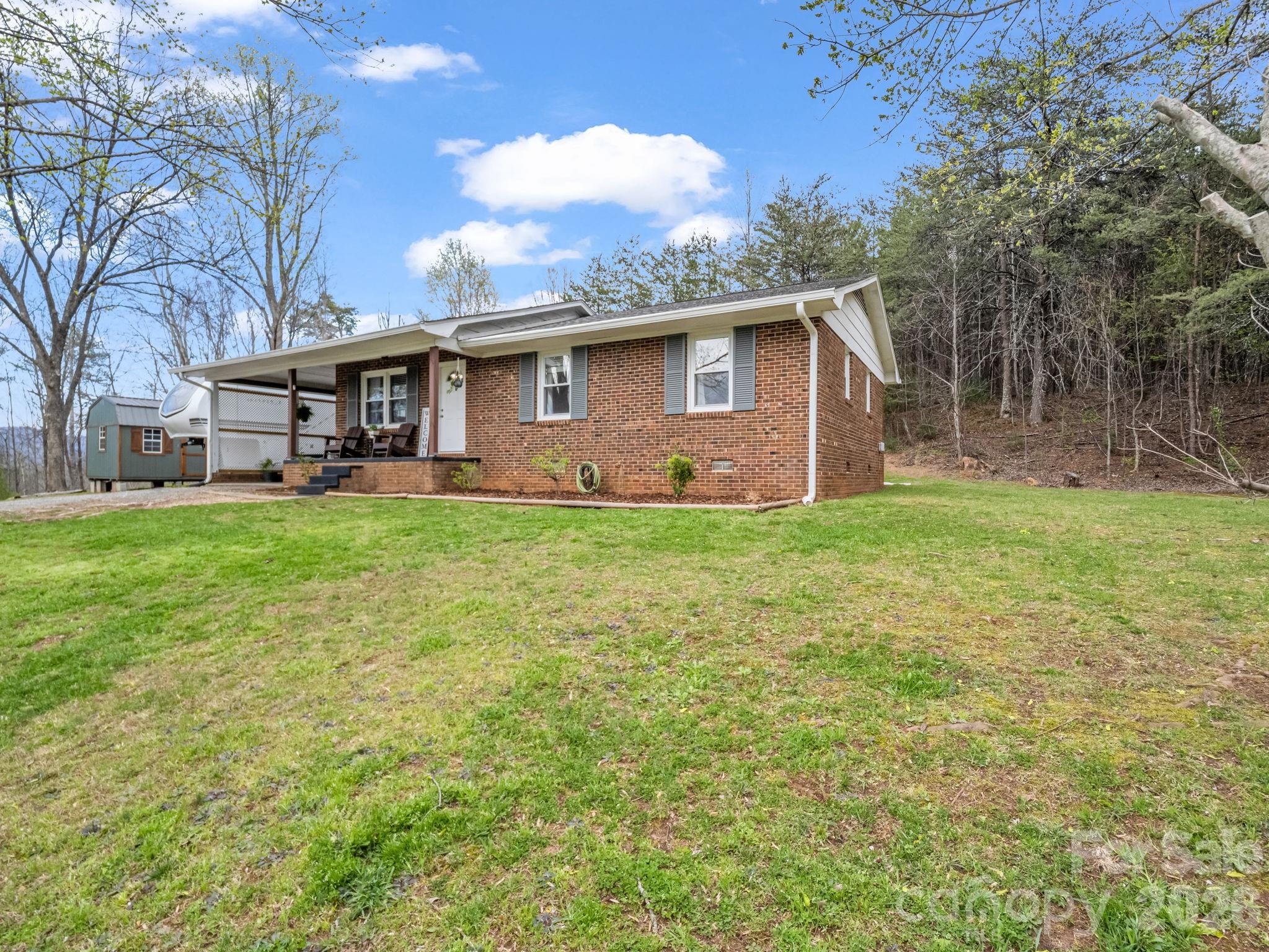 main property photo 6