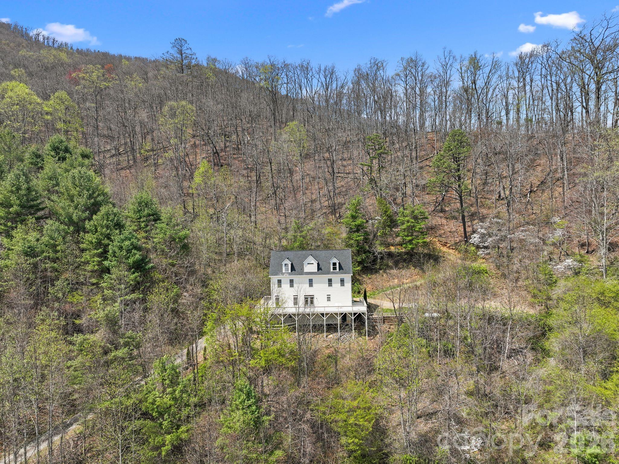 main property photo 41