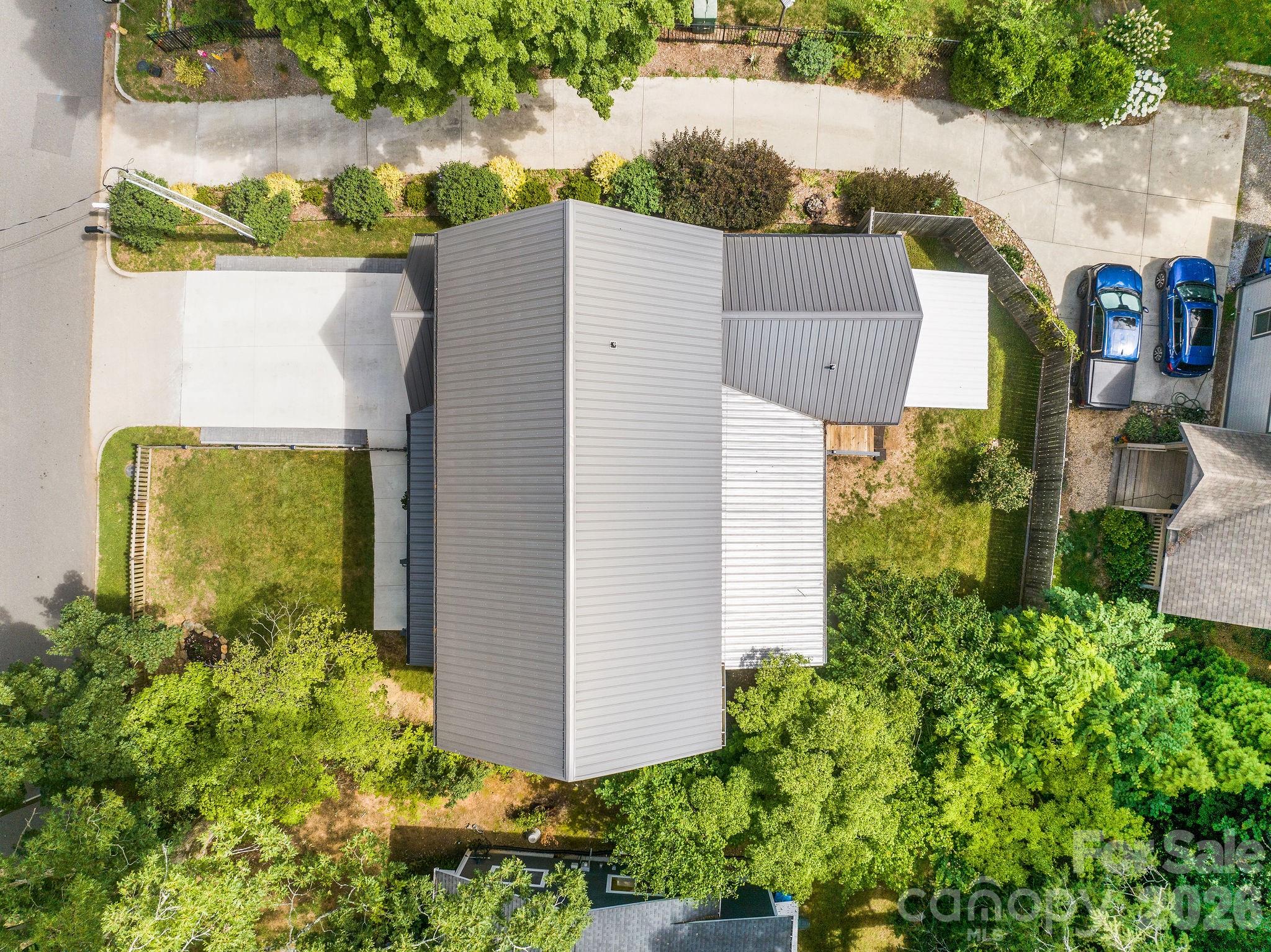 main property photo 45