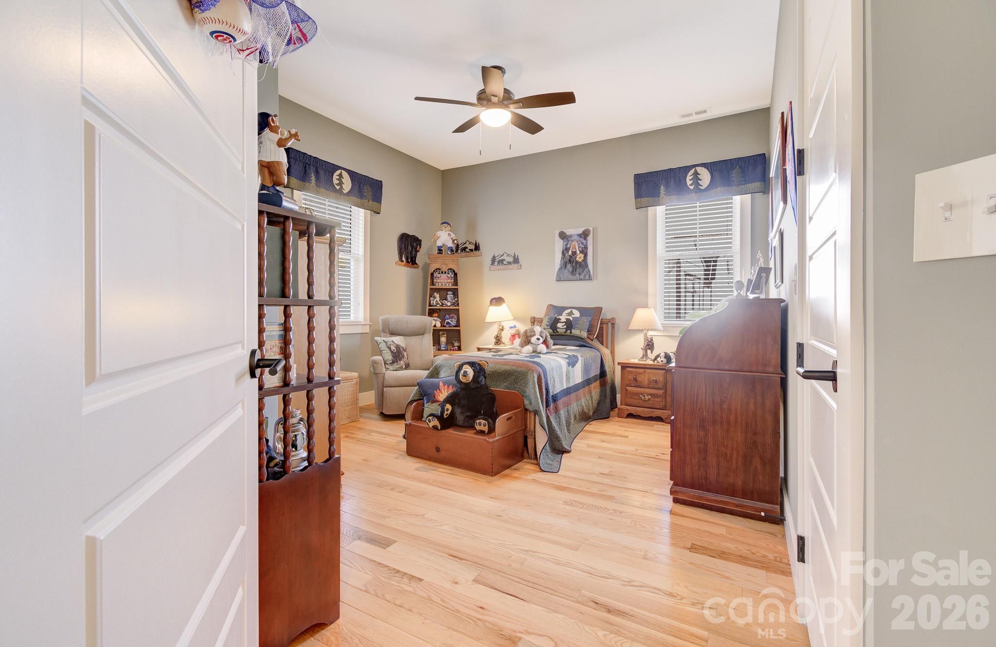 main property photo 18