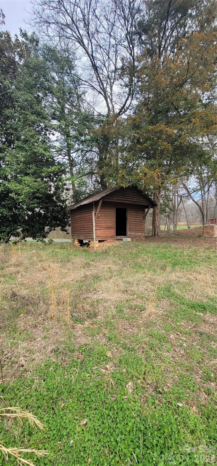 main property photo 15