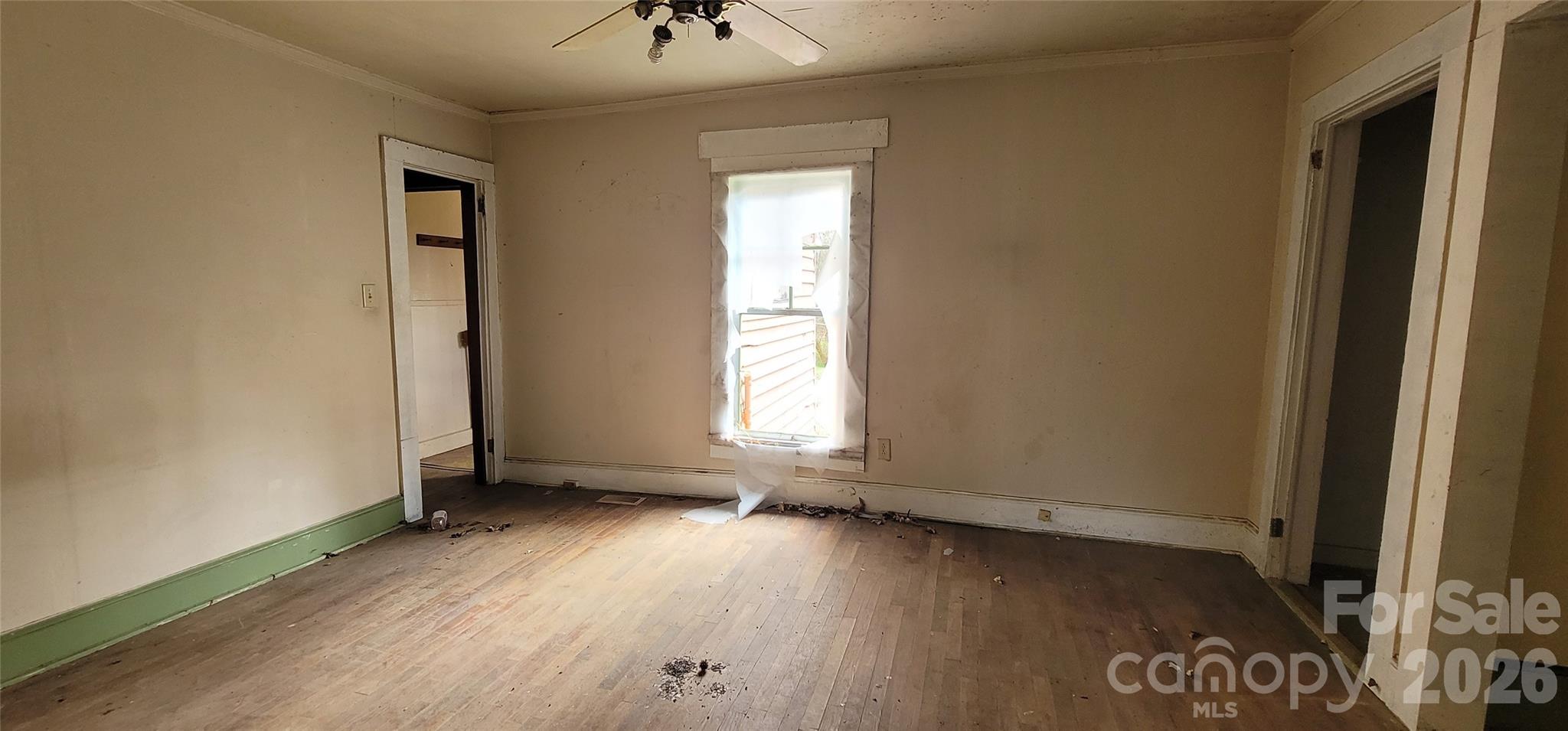 main property photo 7