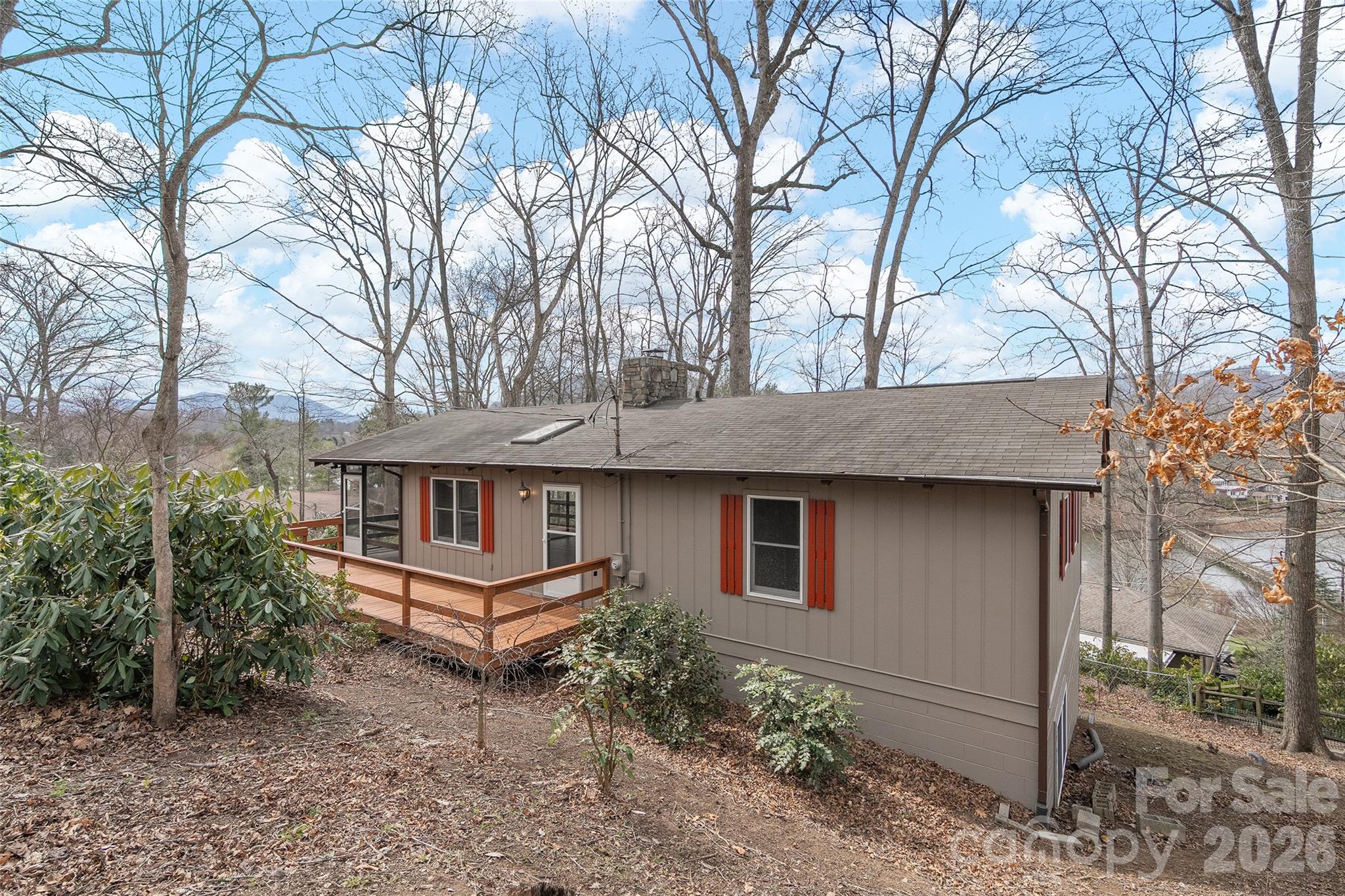 main property photo 31
