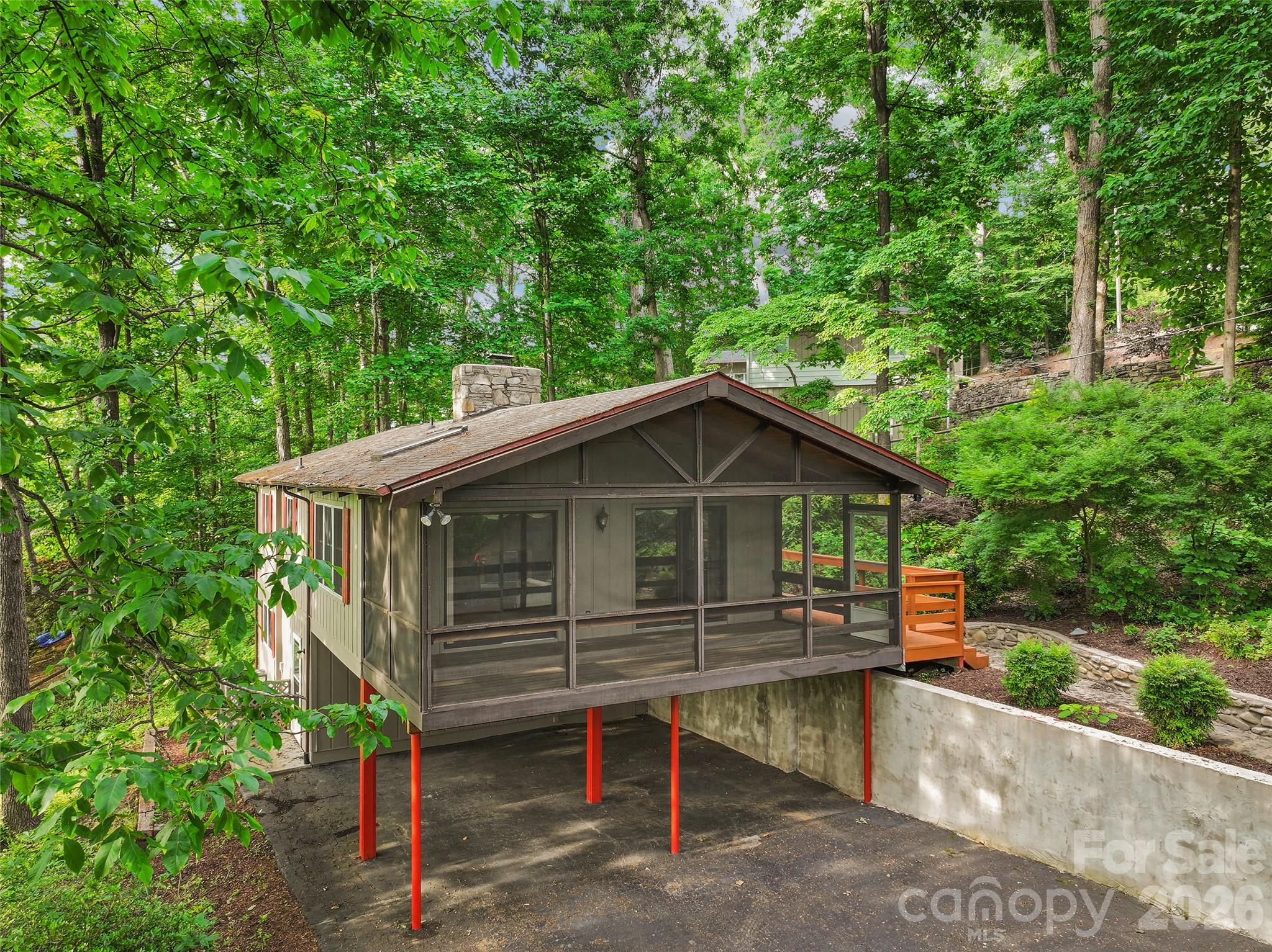 main property photo 33