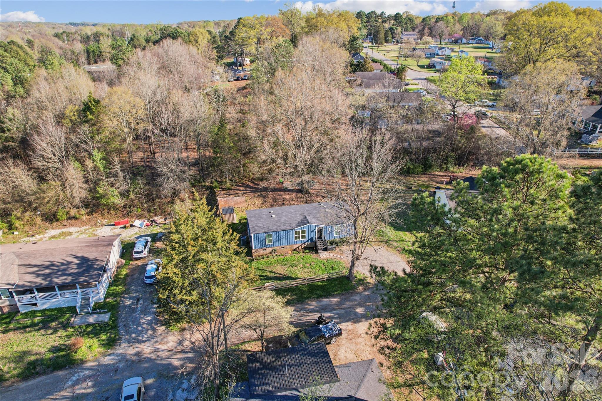 main property photo 33