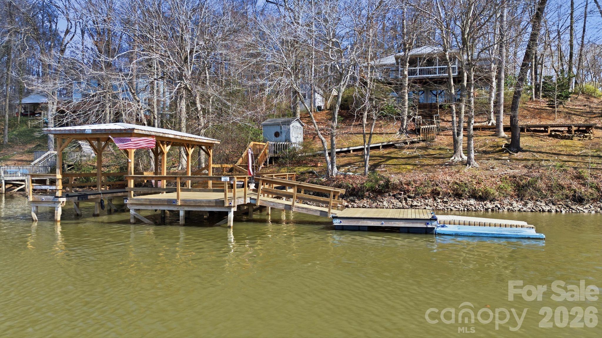 main property photo 40