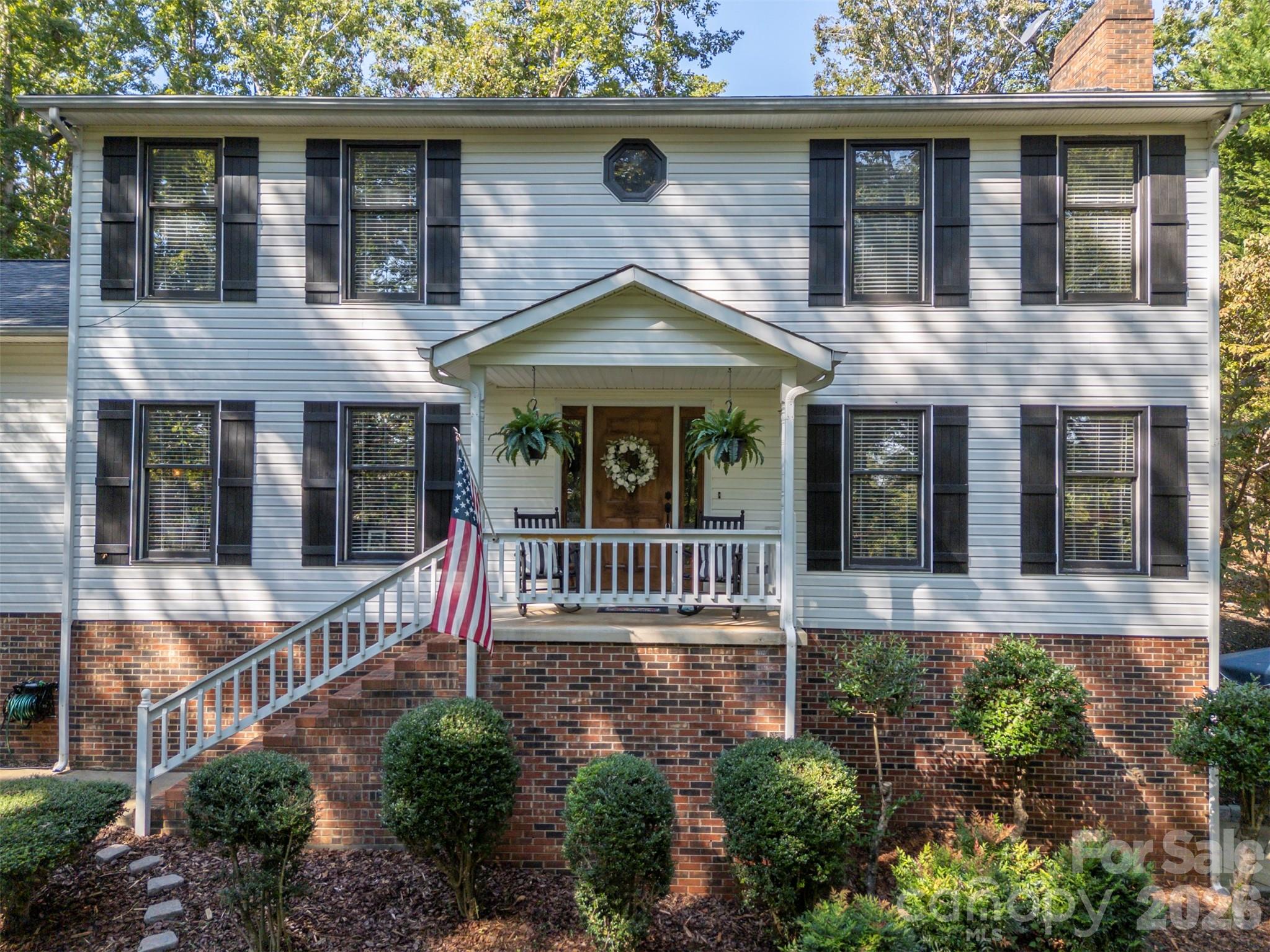 main property photo 4