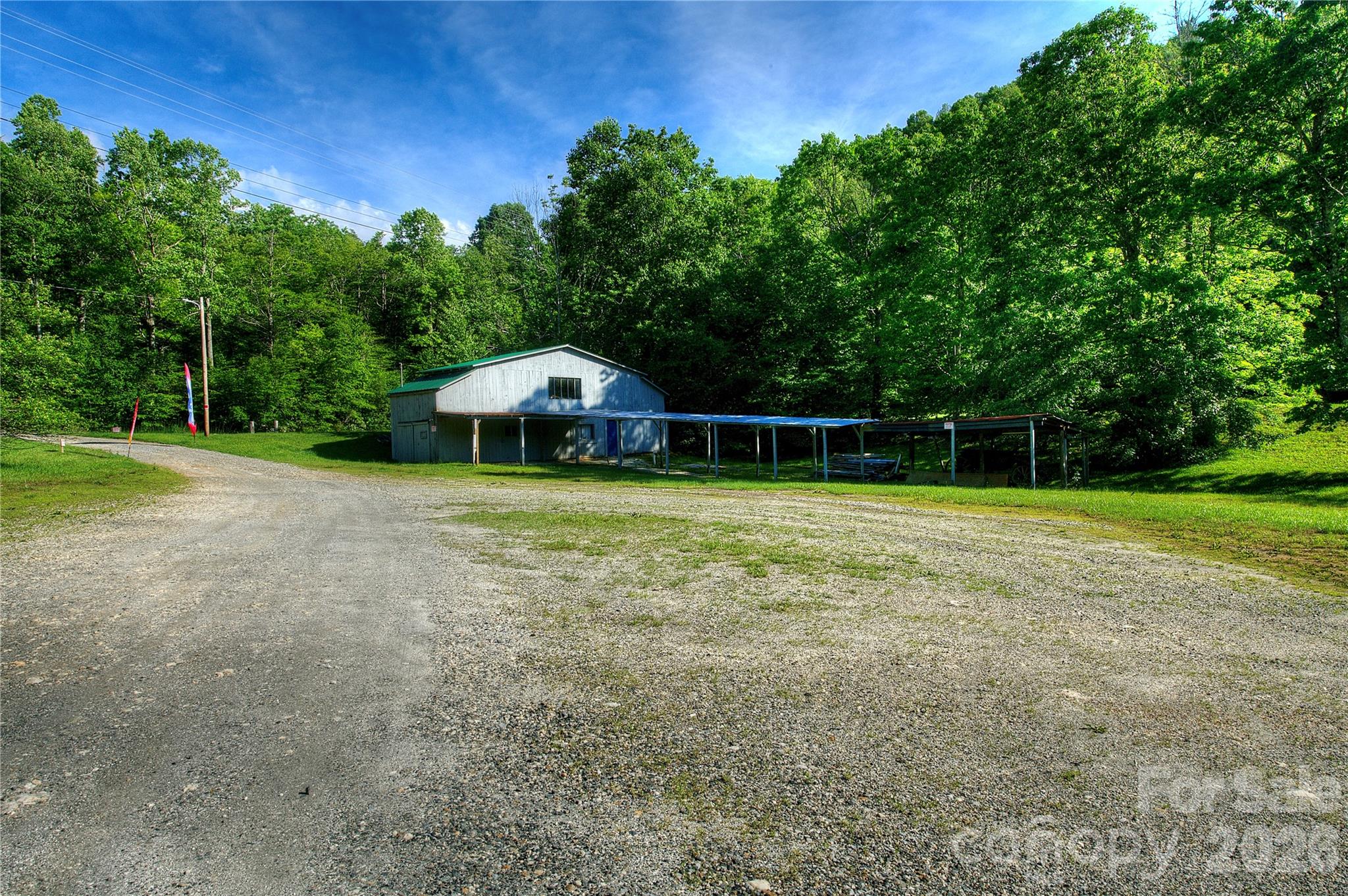 main property photo 22