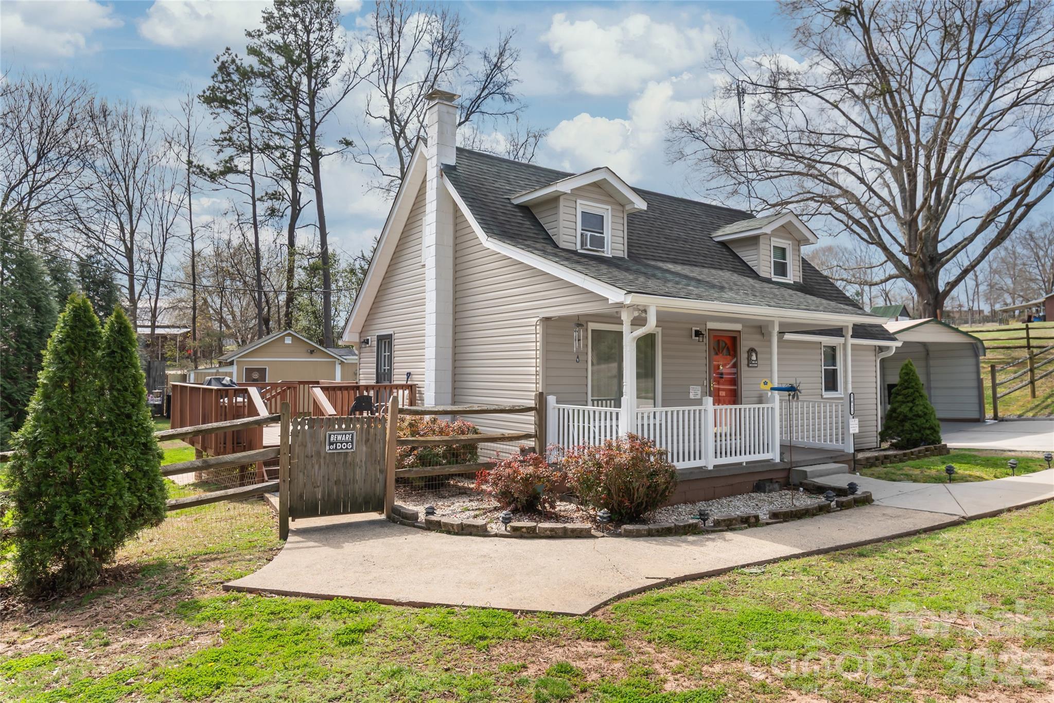 main property photo 1