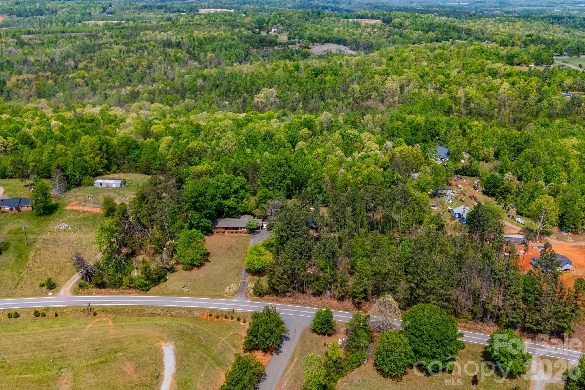 main property photo 39