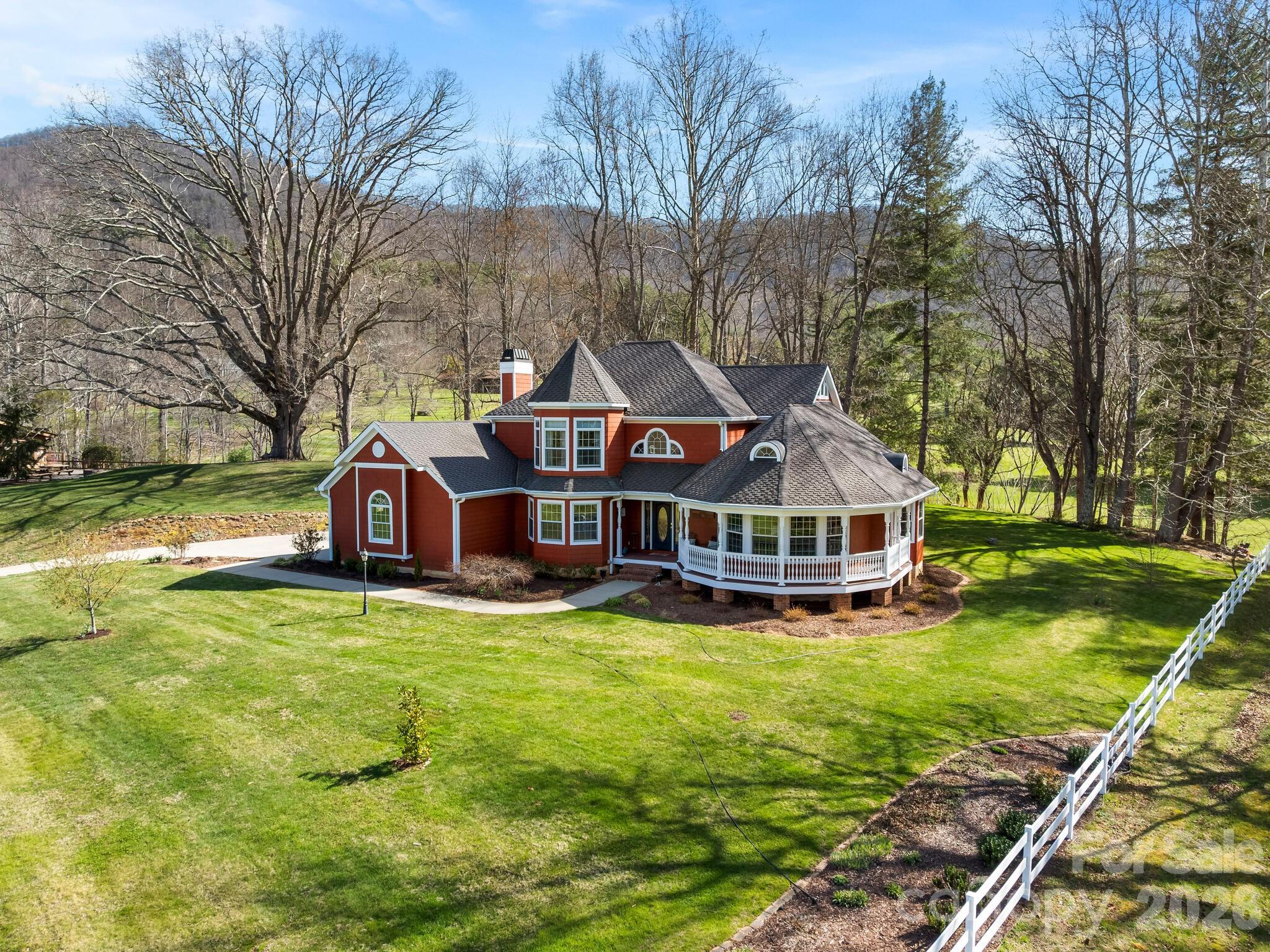 main property photo 39